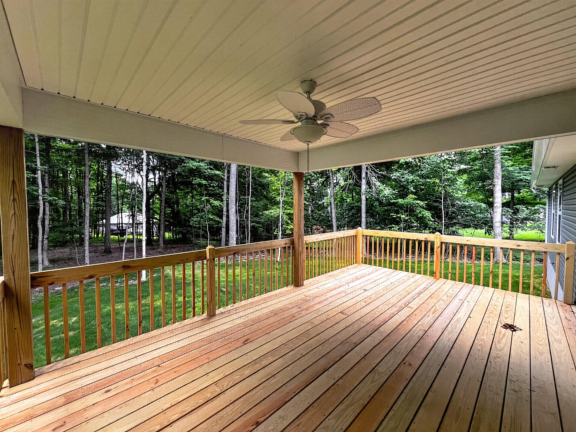532 Floral Valley W Property Photo 35