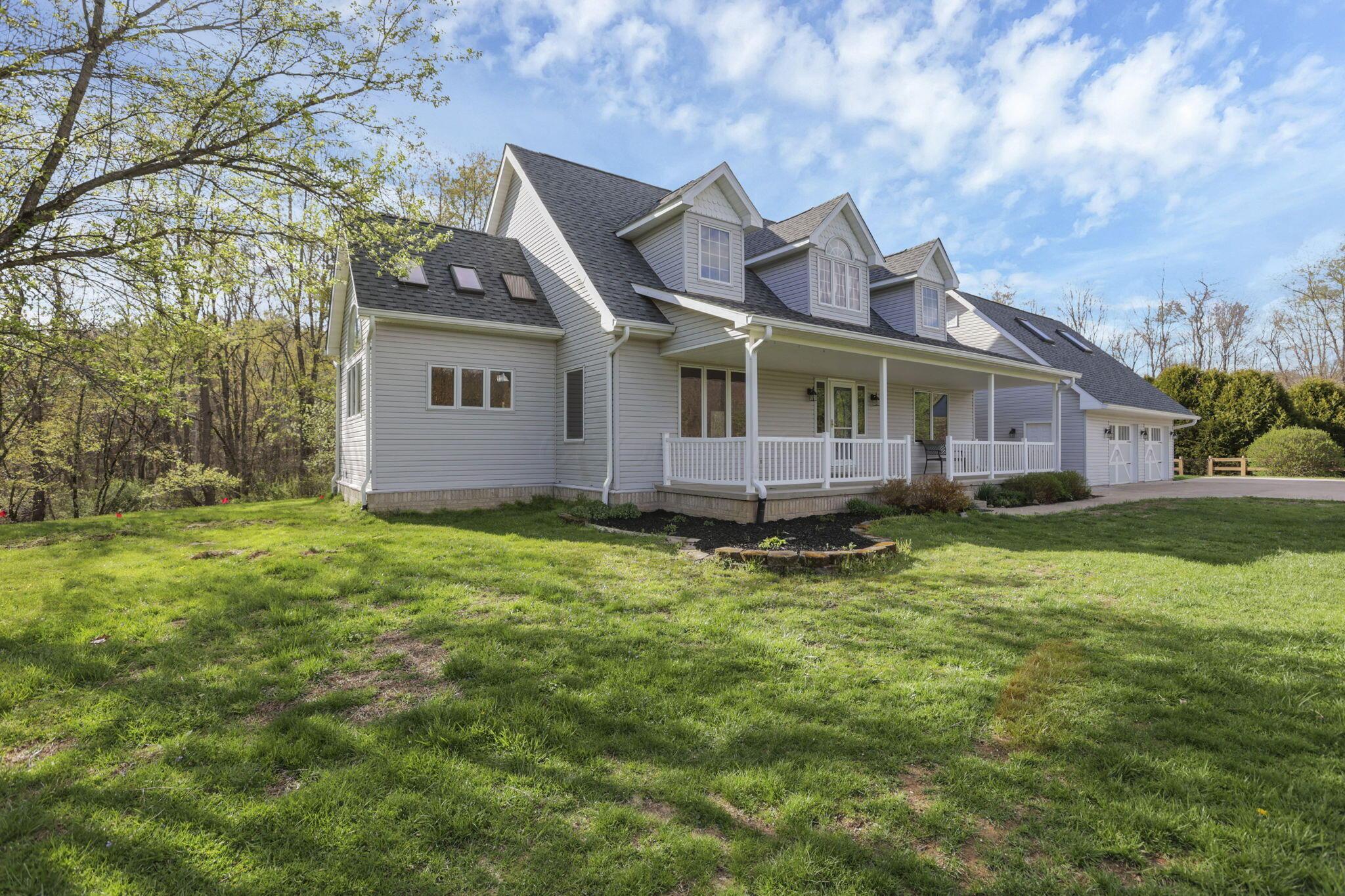 67230 Creek Road Property Photo 3