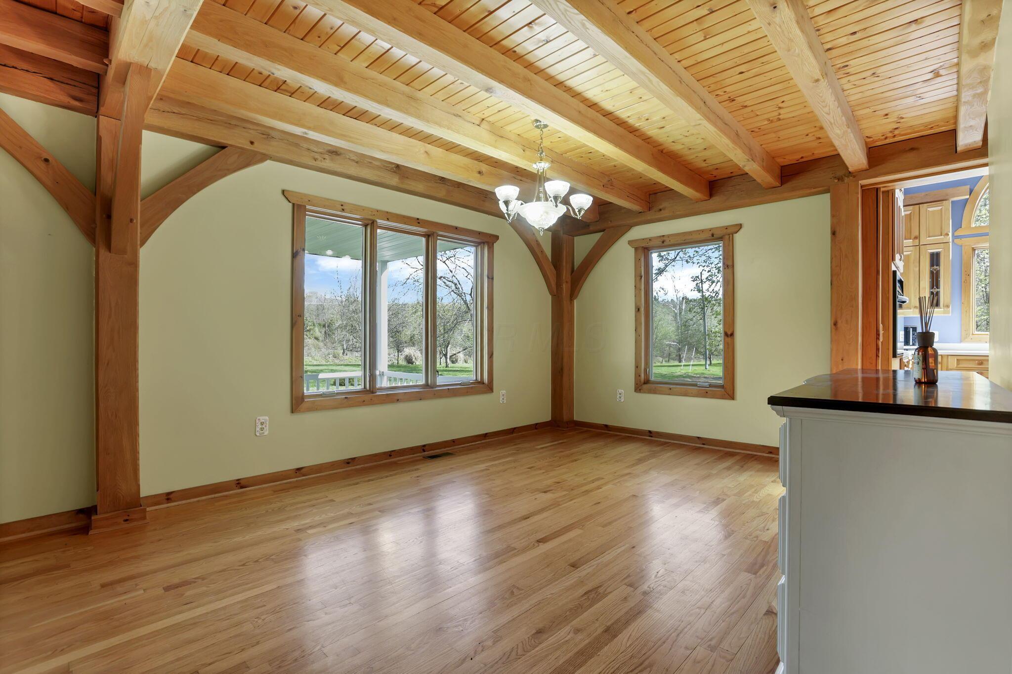 67230 Creek Road Property Photo 8