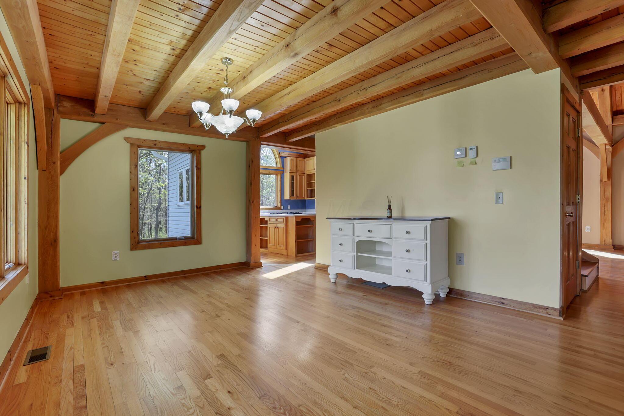 67230 Creek Road Property Photo 9