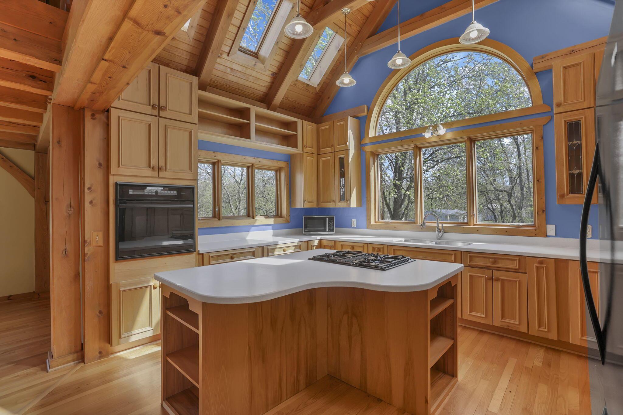 67230 Creek Road Property Photo 11