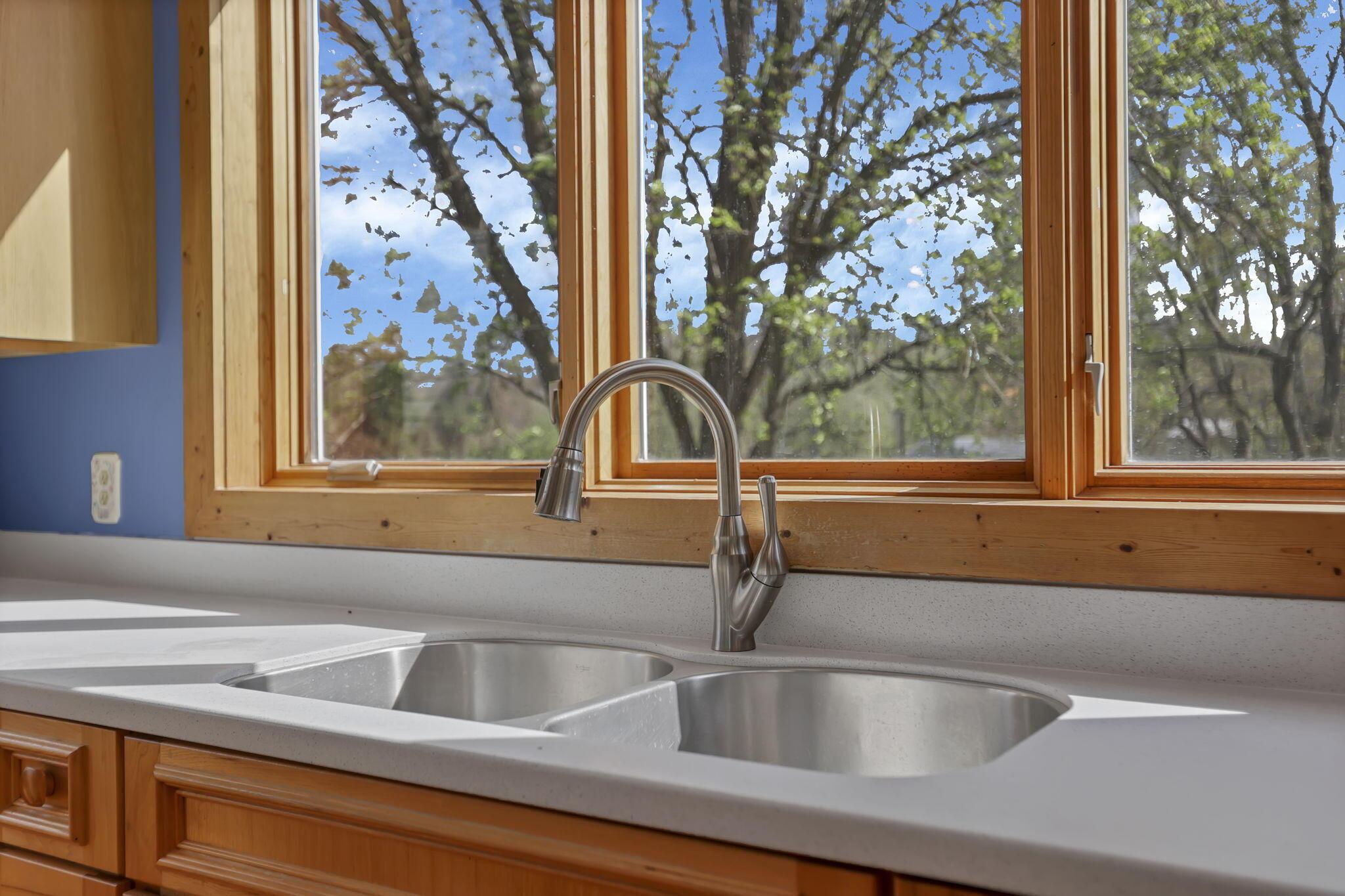 67230 Creek Road Property Photo 14