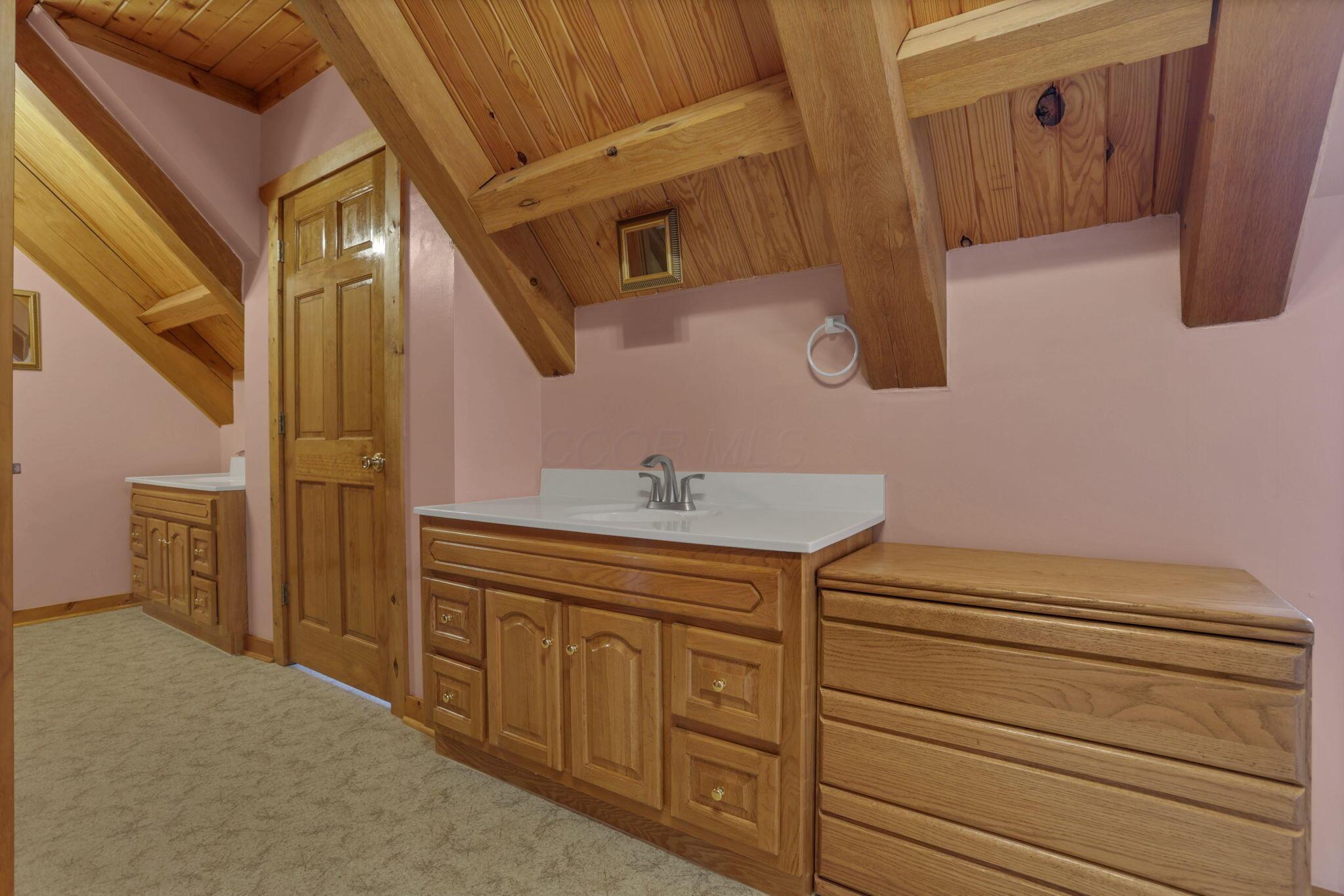 67230 Creek Road Property Photo 31