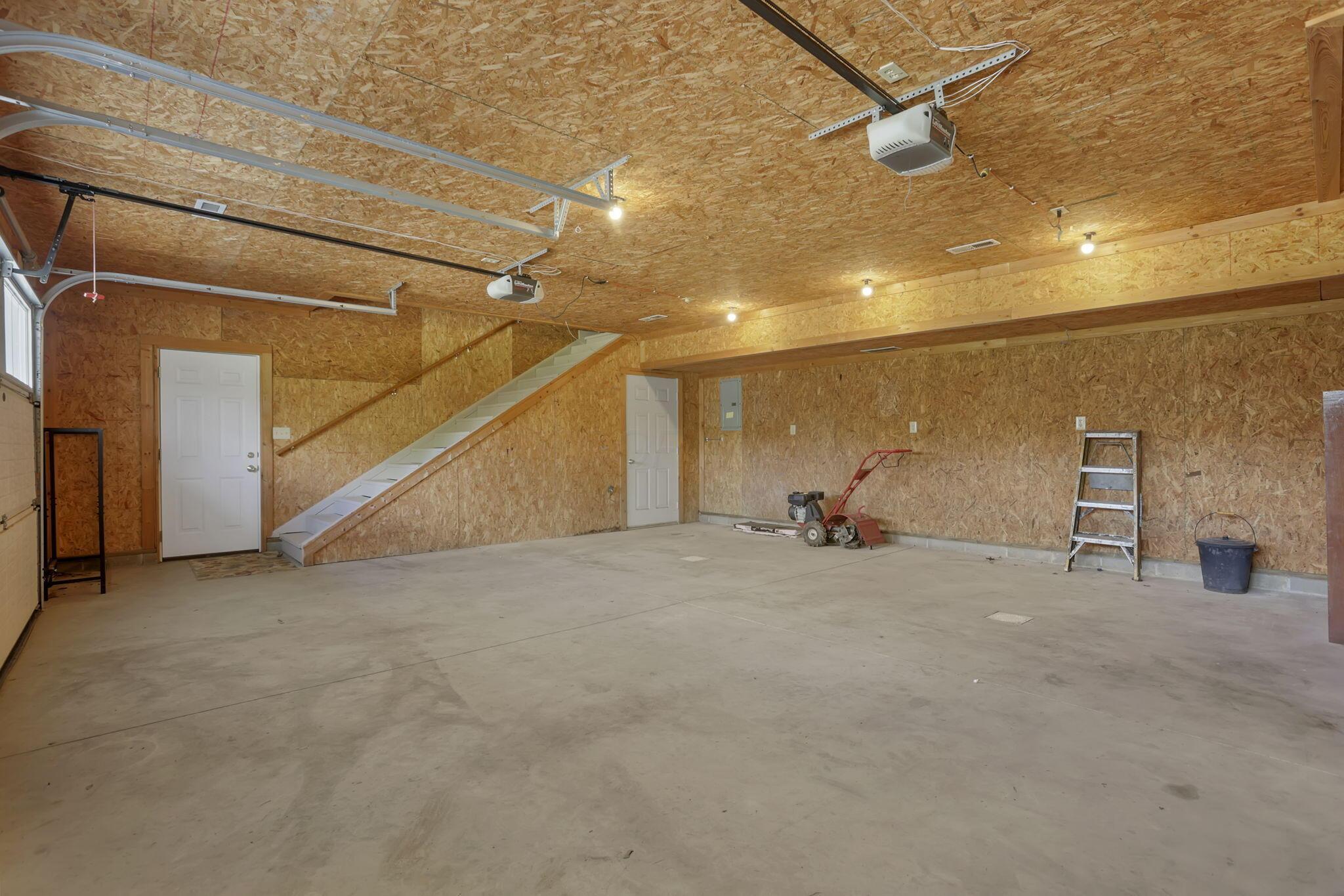 67230 Creek Road Property Photo 44