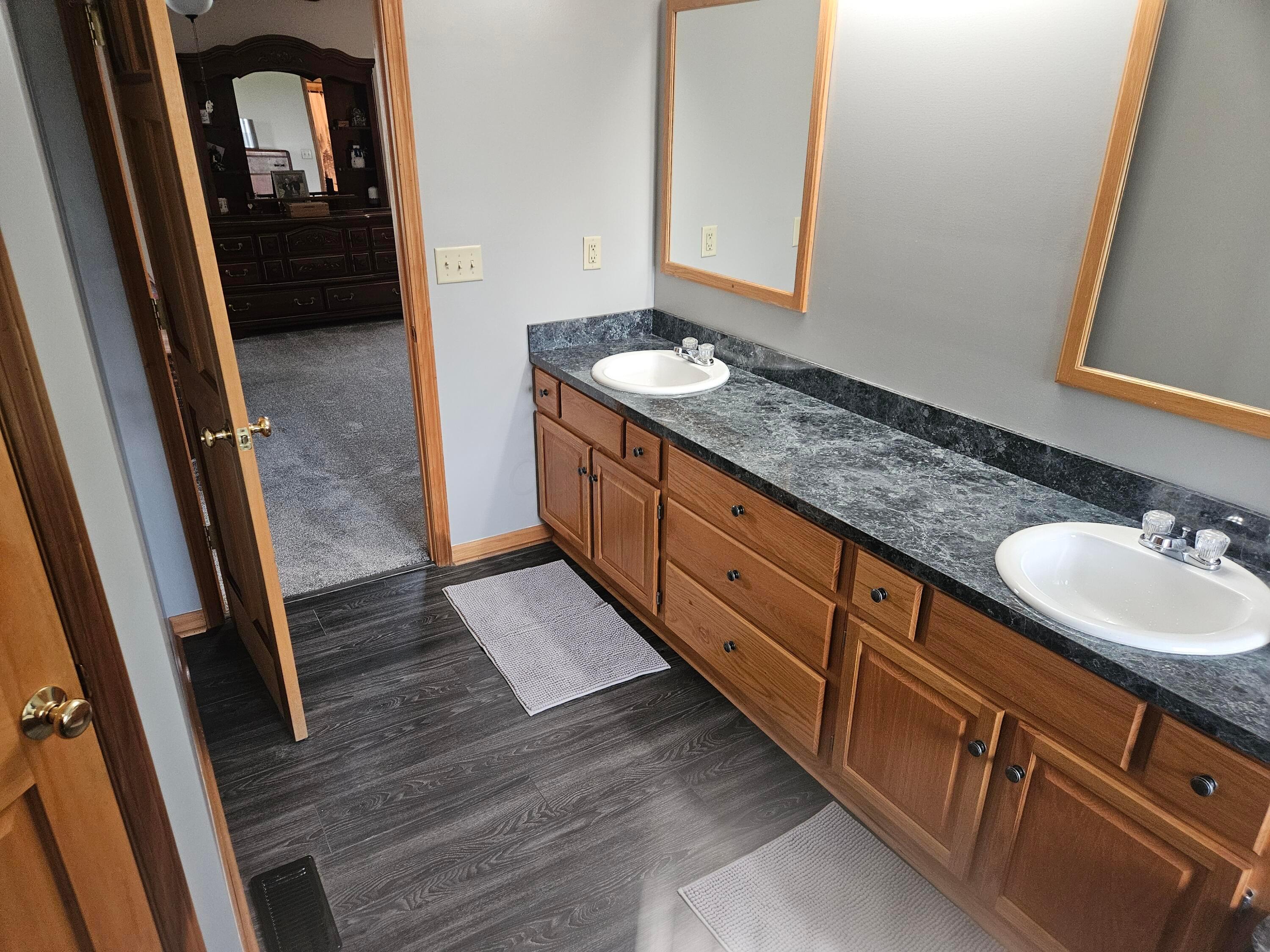 9046 Crouse-willison Road Property Photo 10