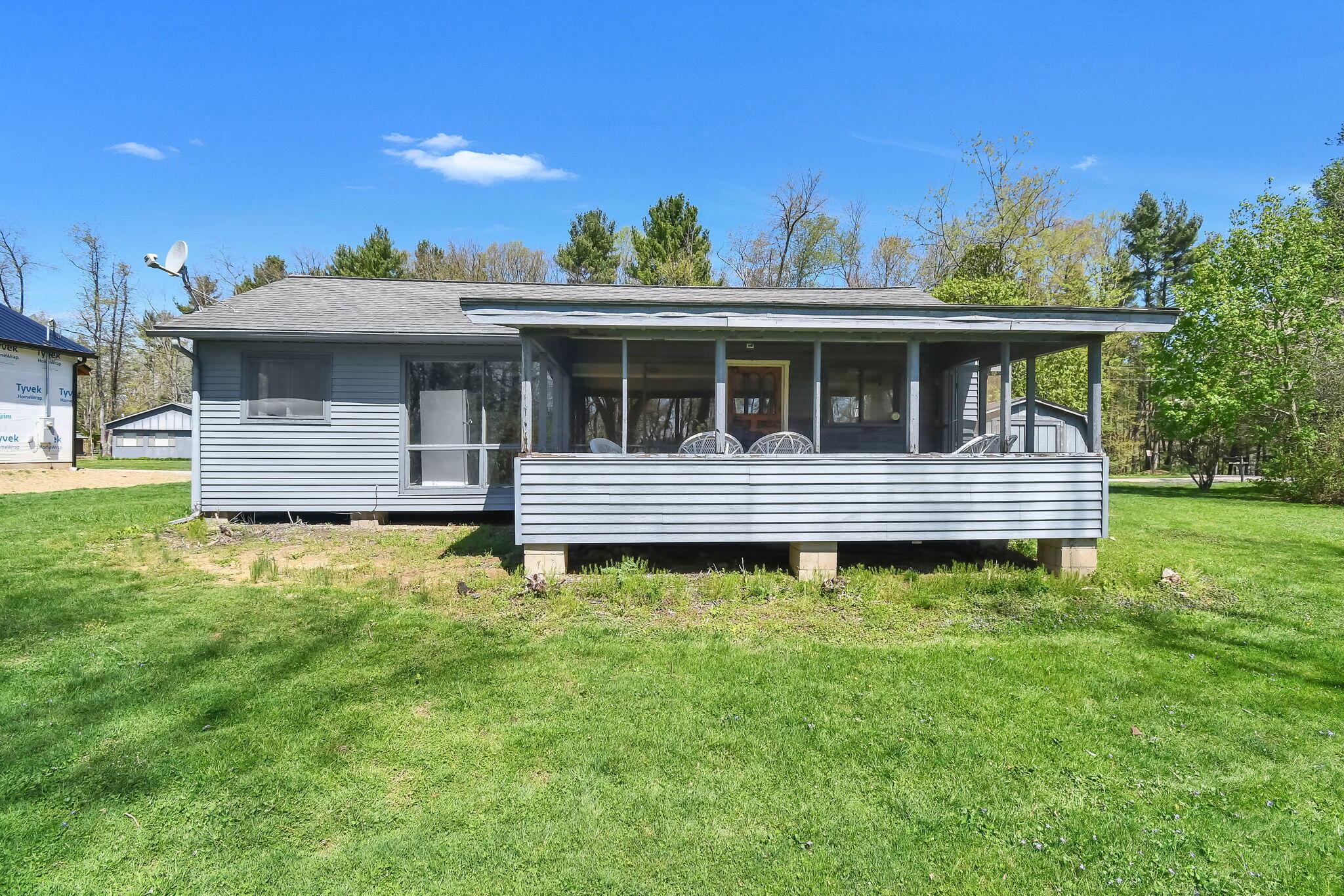 4372 Leisure Lane Property Photo 1