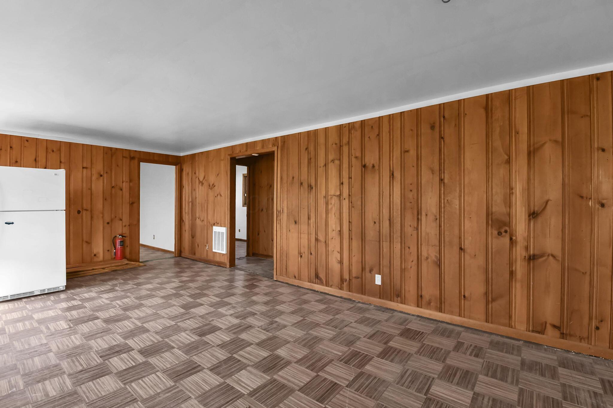 4372 Leisure Lane Property Photo 4