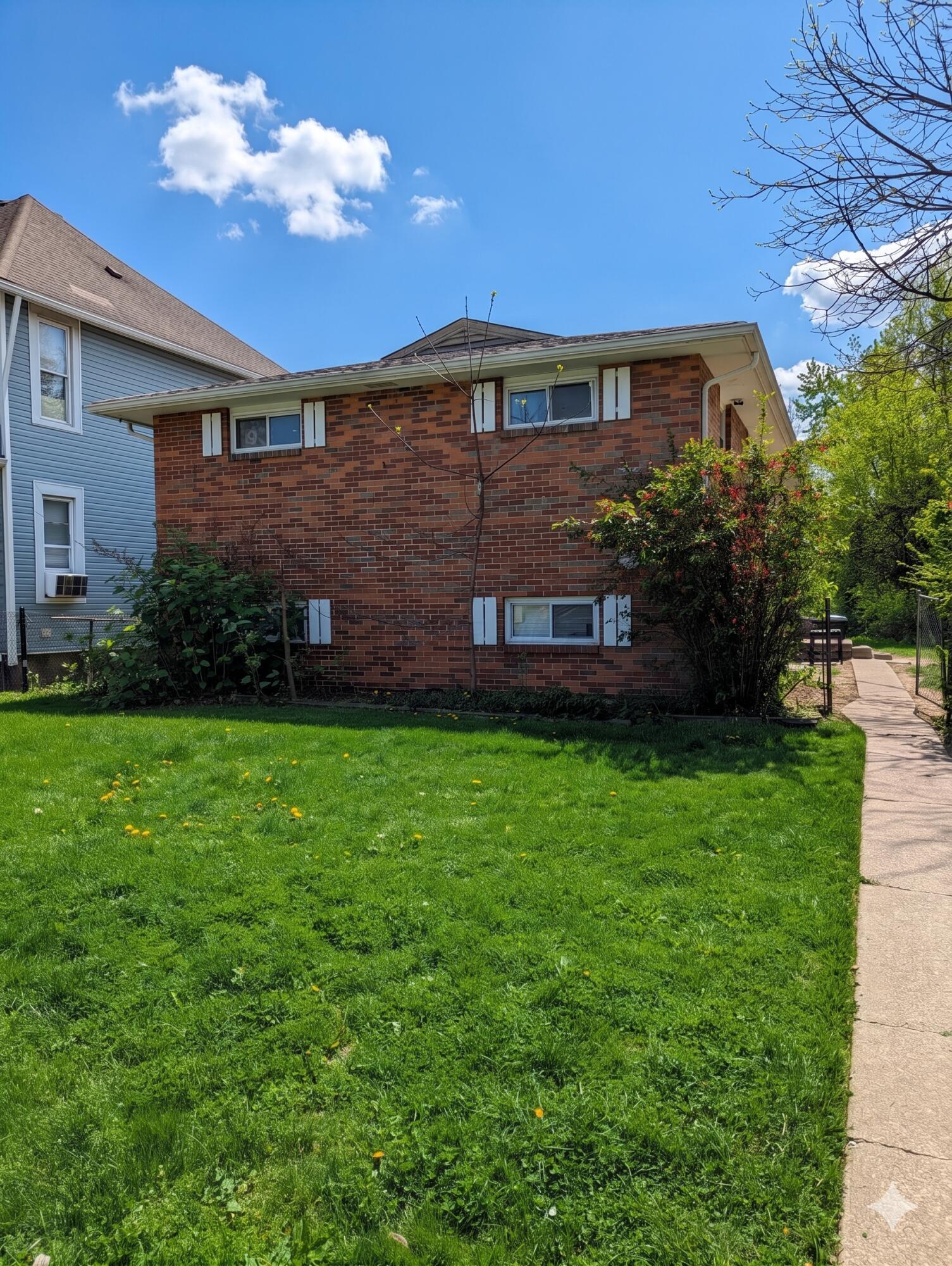 1967 Denune Avenue Property Photo 1
