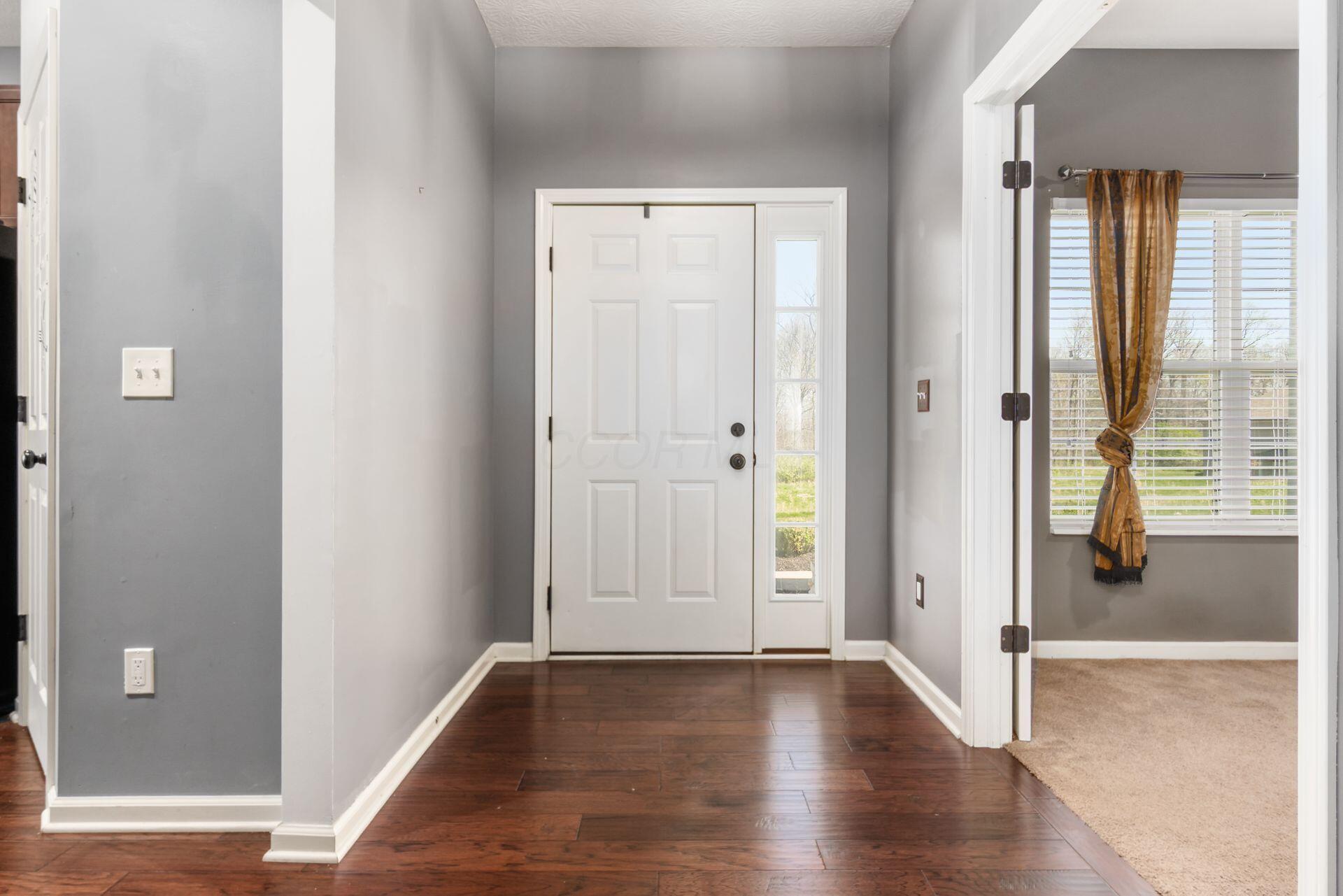 3565 Birkland Circle Property Photo 4
