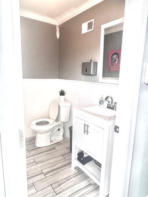 786 Northwest Boulevard Property Photo 22