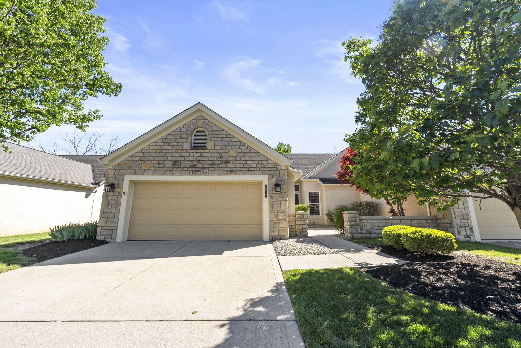 2617 Vi-Lilly Circle W