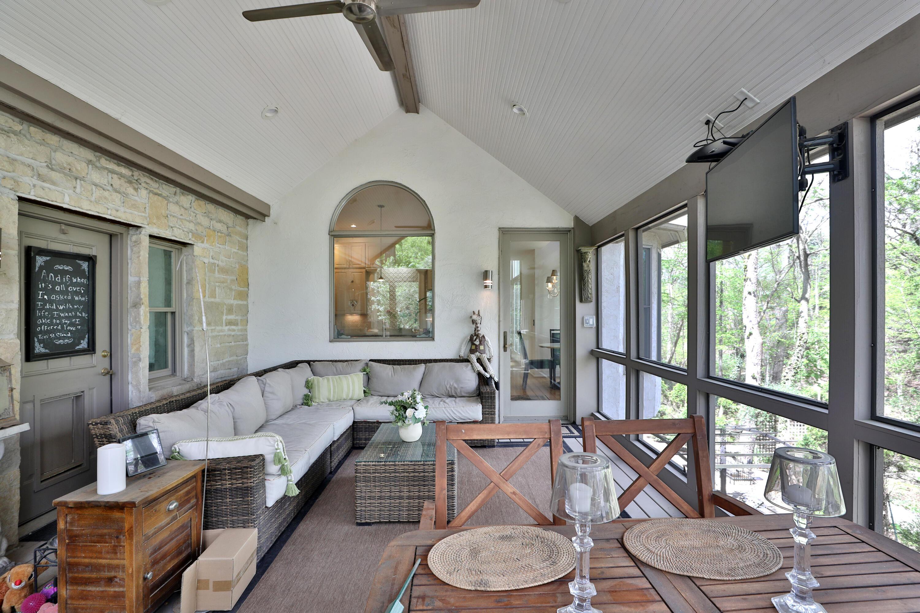 455 Walhalla Road Property Photo 30