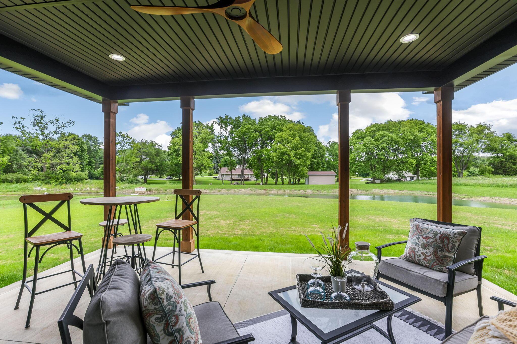 4254 Stone Hill Drive E Property Photo 49