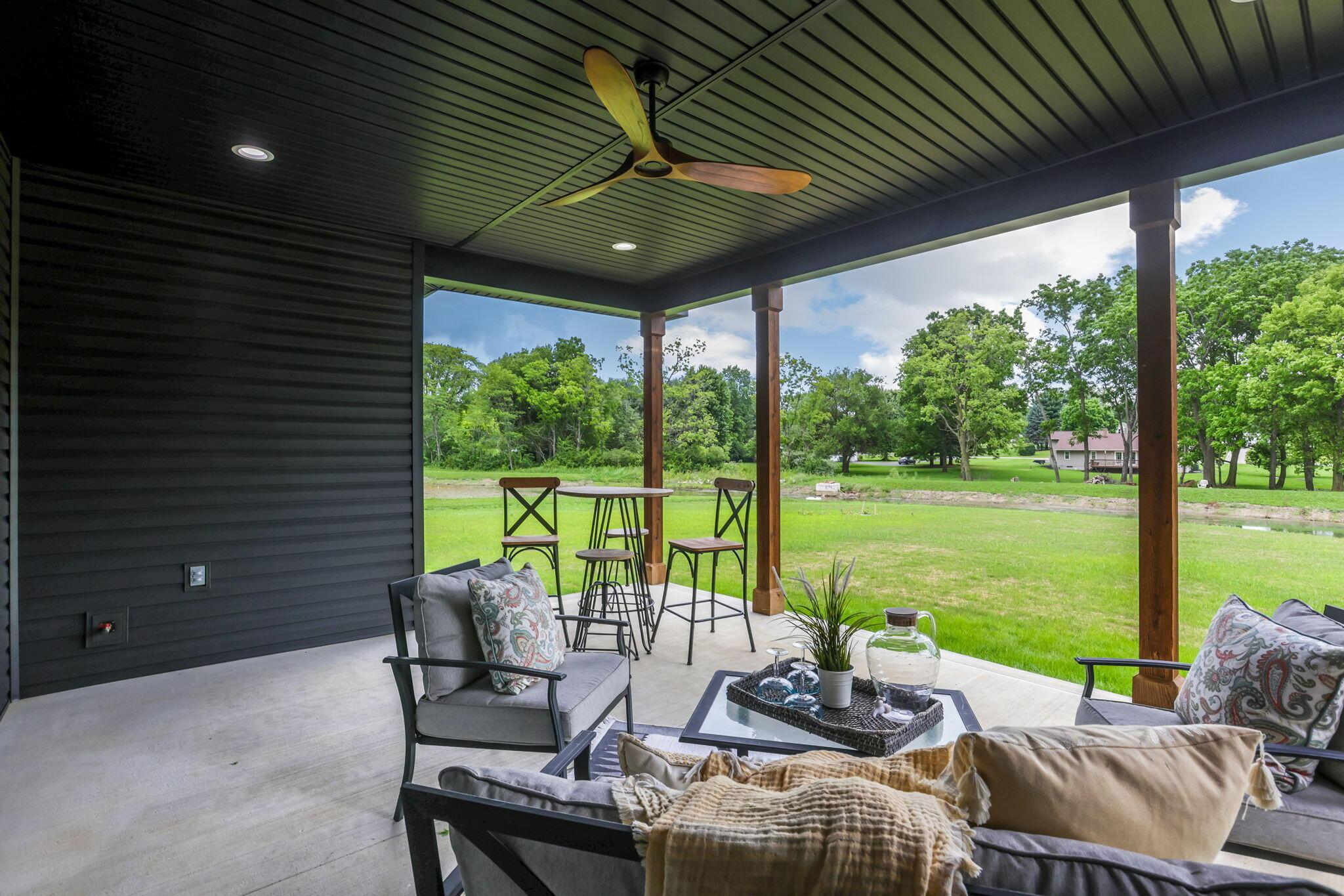 4254 Stone Hill Drive E Property Photo 50