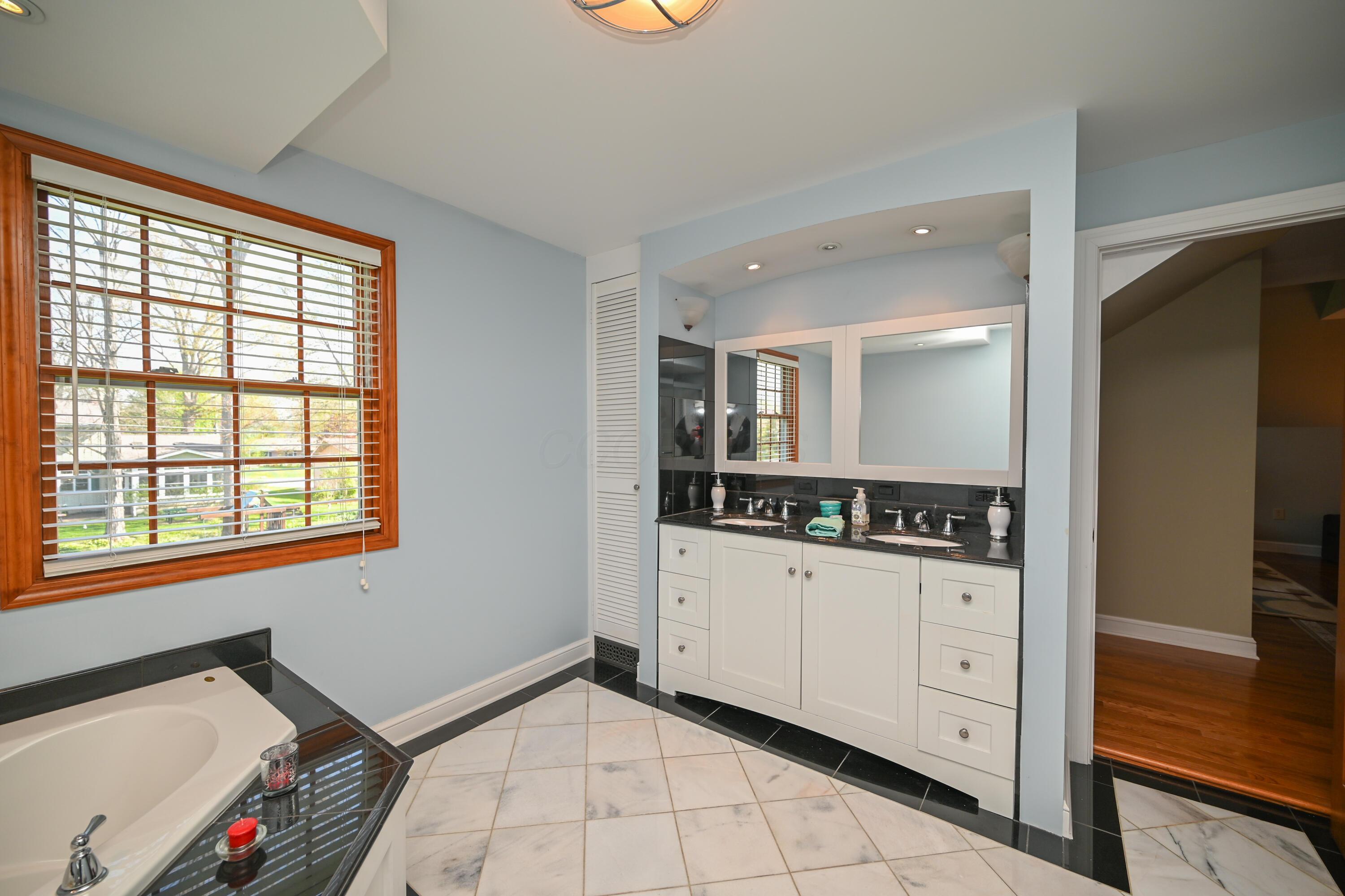 856 Oak Drive Property Photo 41