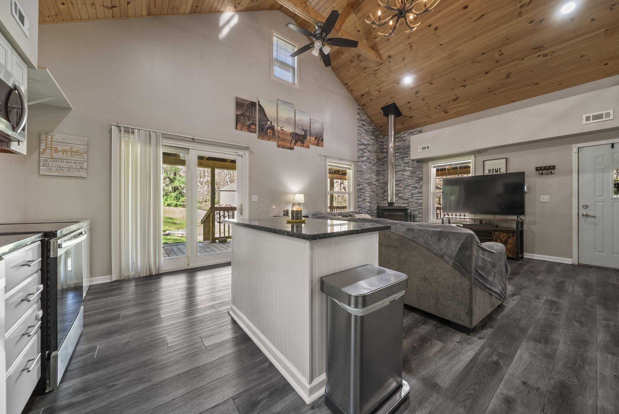 3824 Loys Run Road, C28 Property Photo 16
