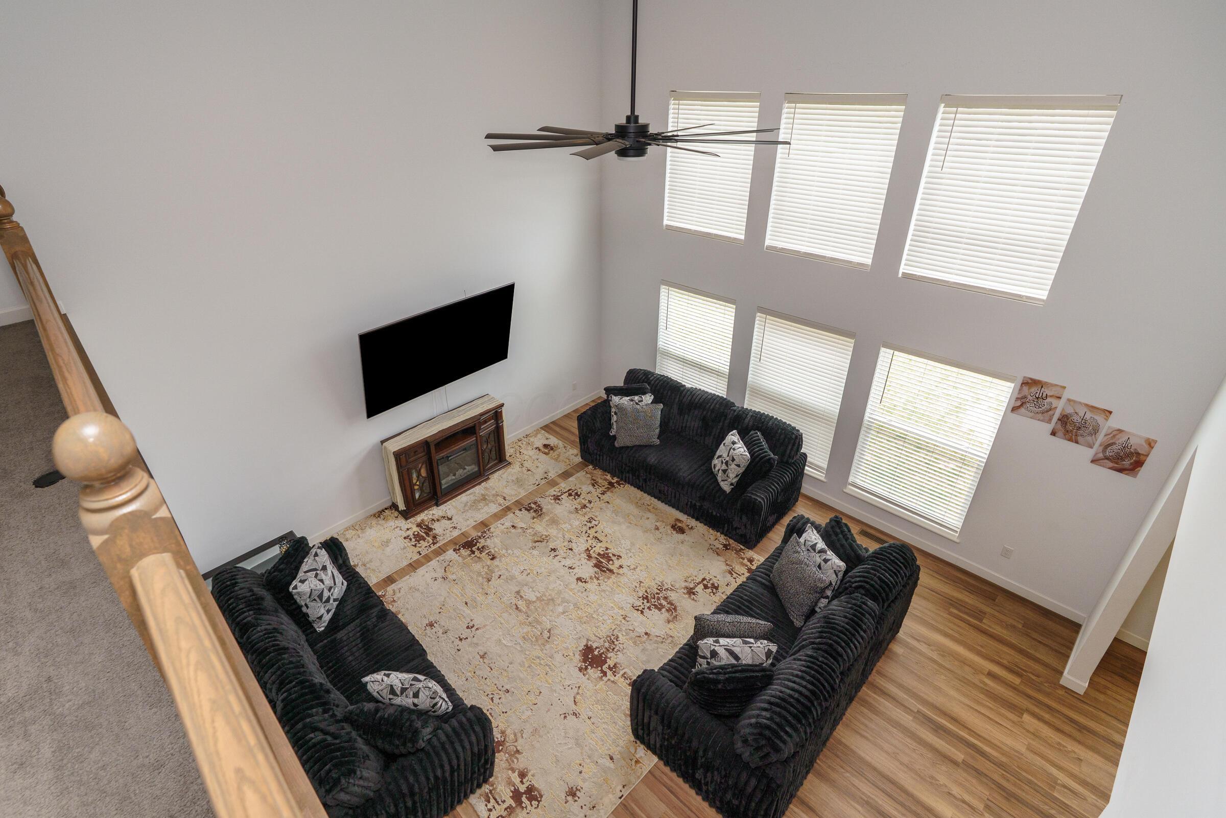 212 Partridge Court Property Photo 19