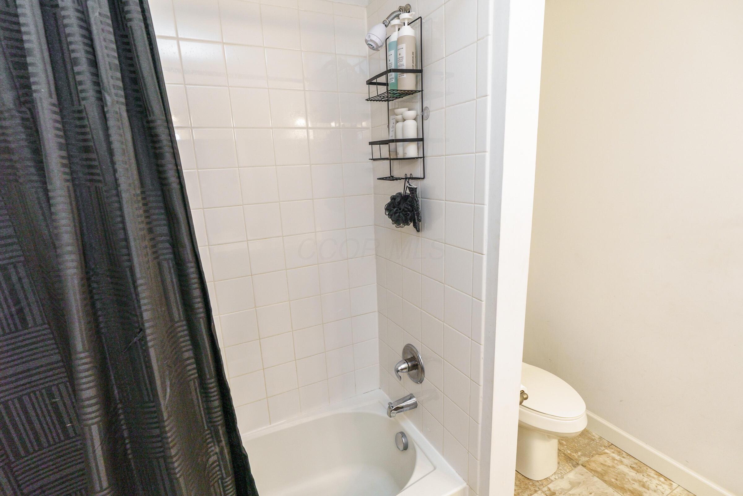 212 Partridge Court Property Photo 32