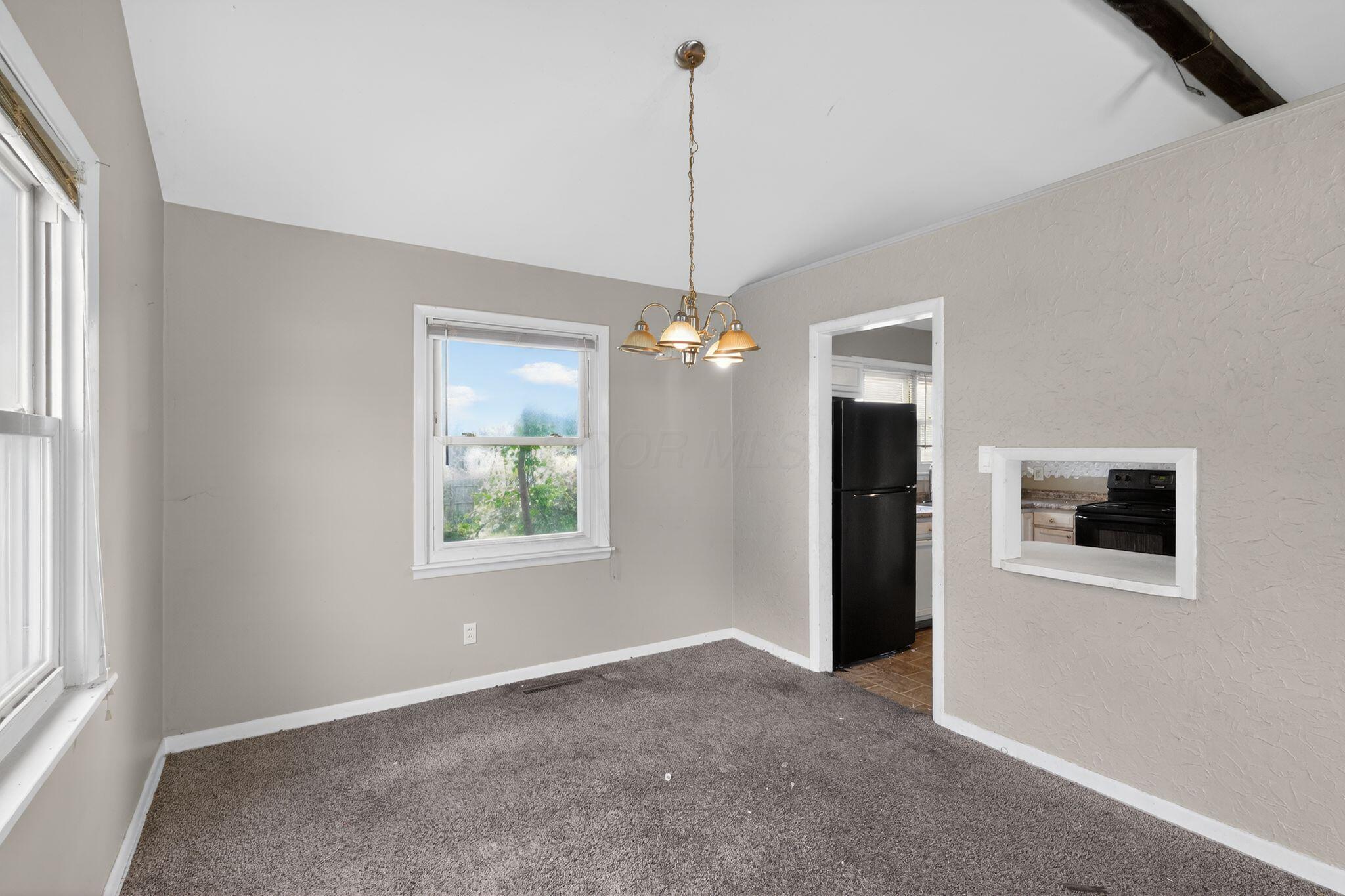 4487 Dundee Avenue Property Photo 11