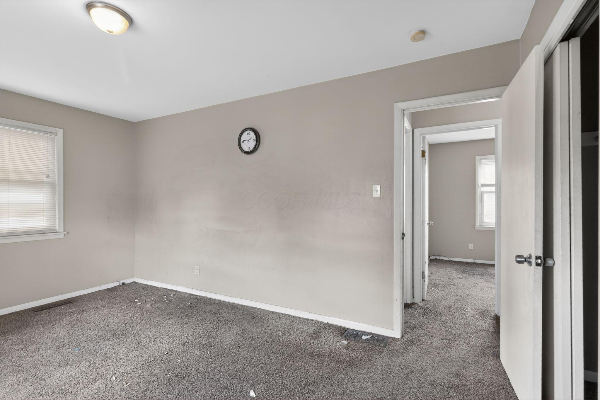 4487 Dundee Avenue Property Photo 15