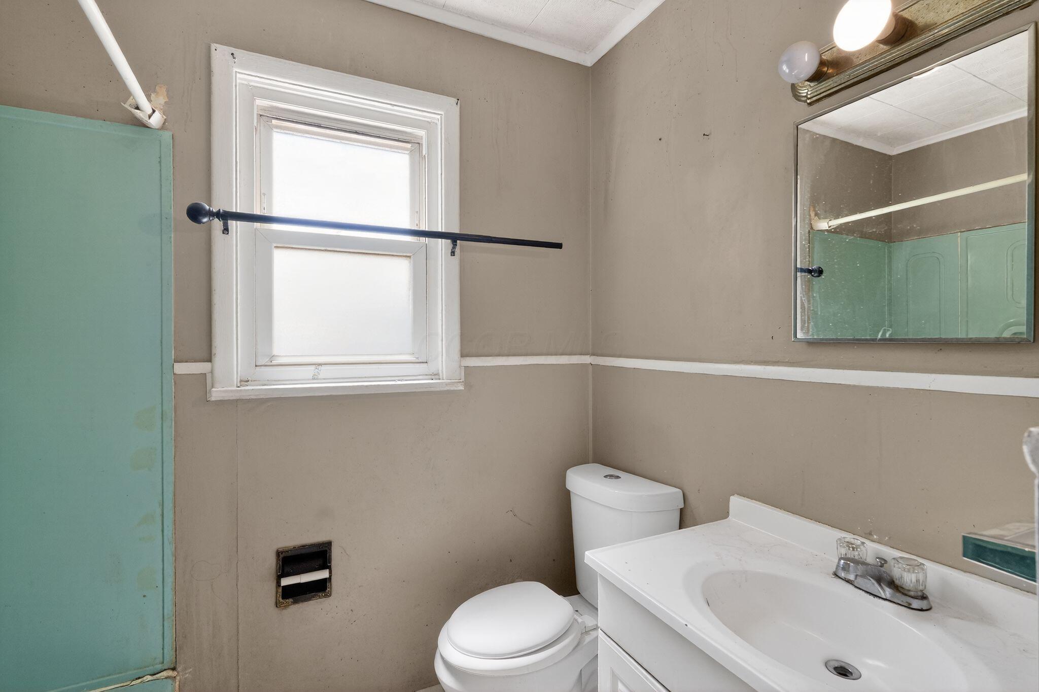 4487 Dundee Avenue Property Photo 29