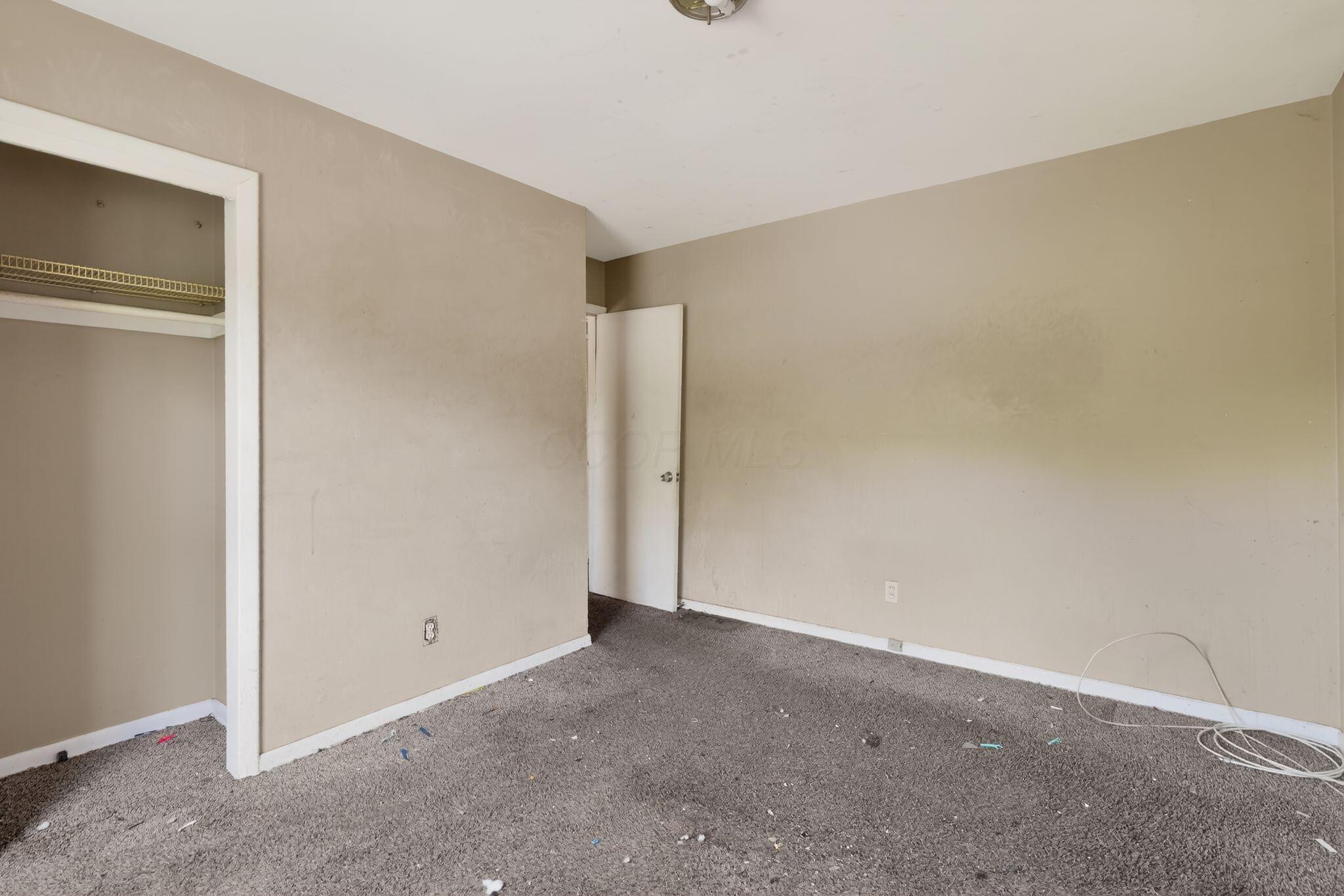 4487 Dundee Avenue Property Photo 37