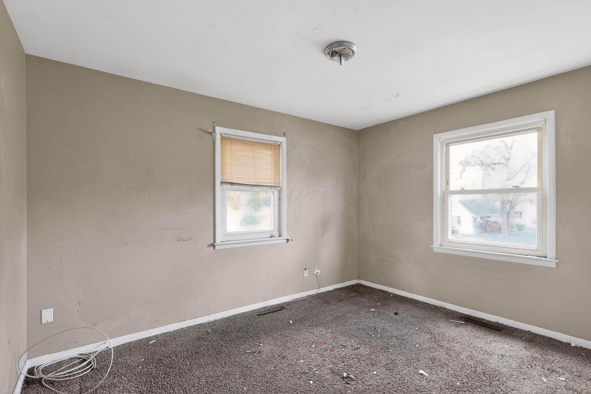 4487 Dundee Avenue Property Photo 55