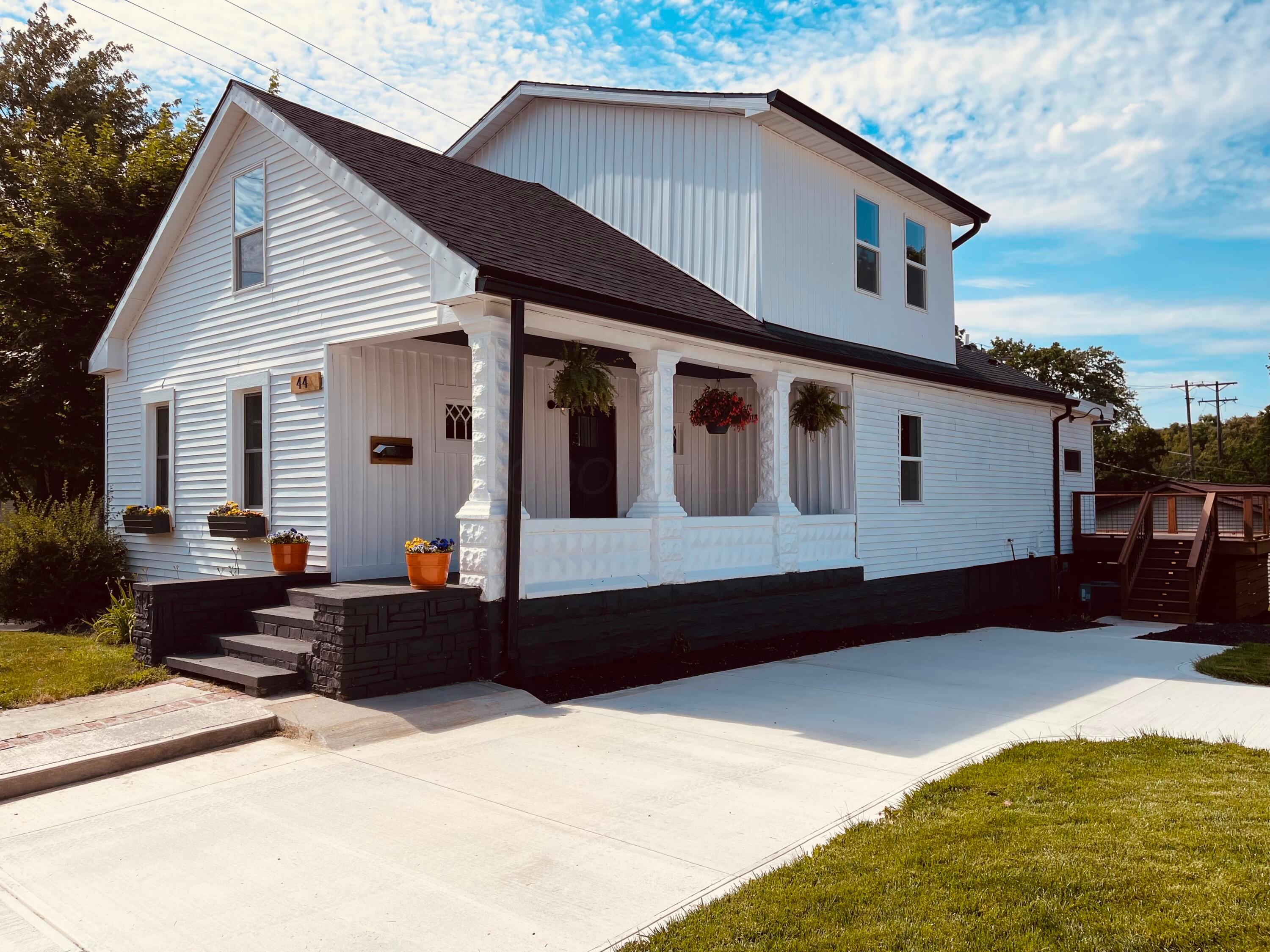 44 Bernard Avenue Property Photo 1