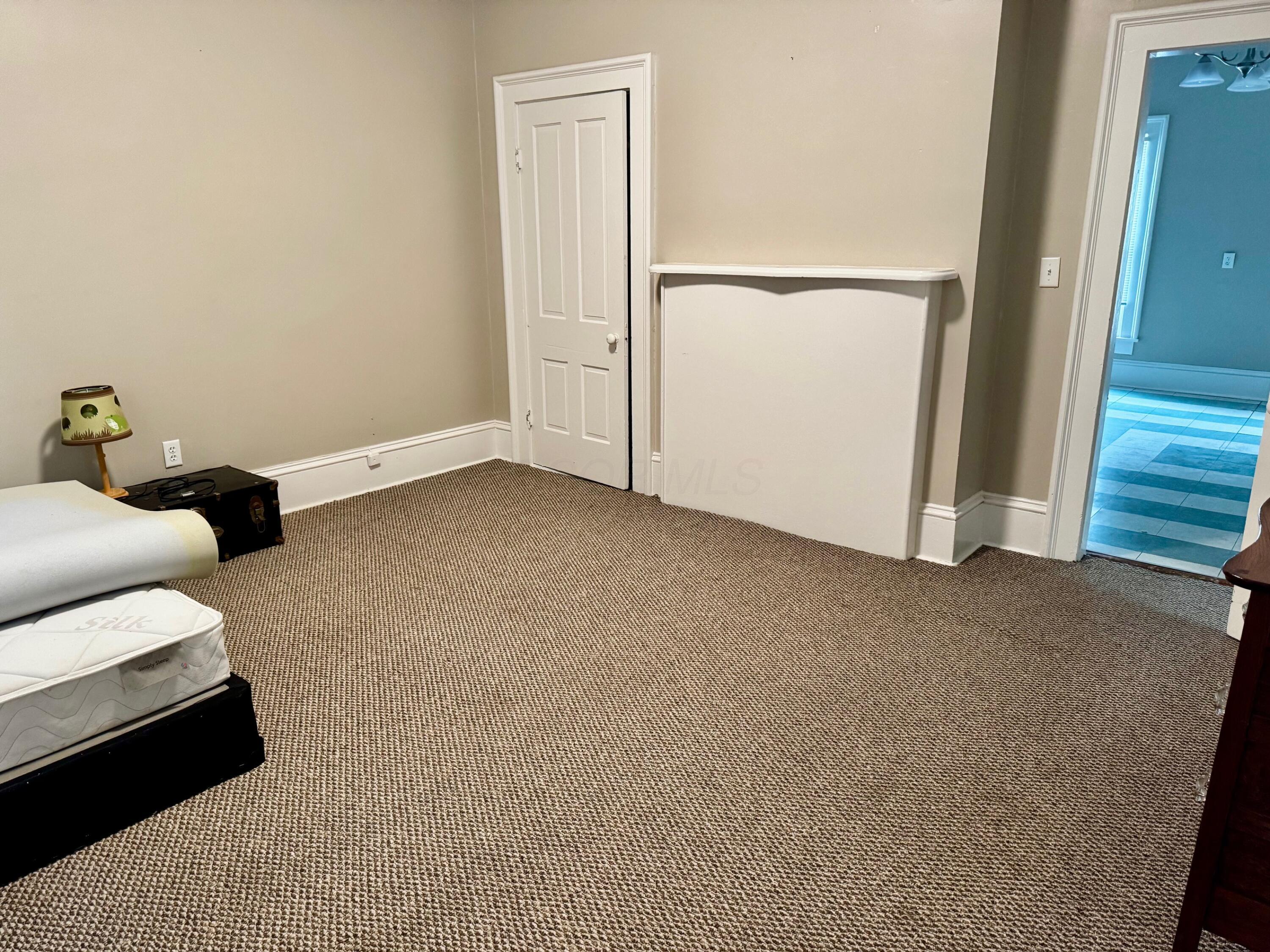 338 E Mulberry Street Property Photo 17