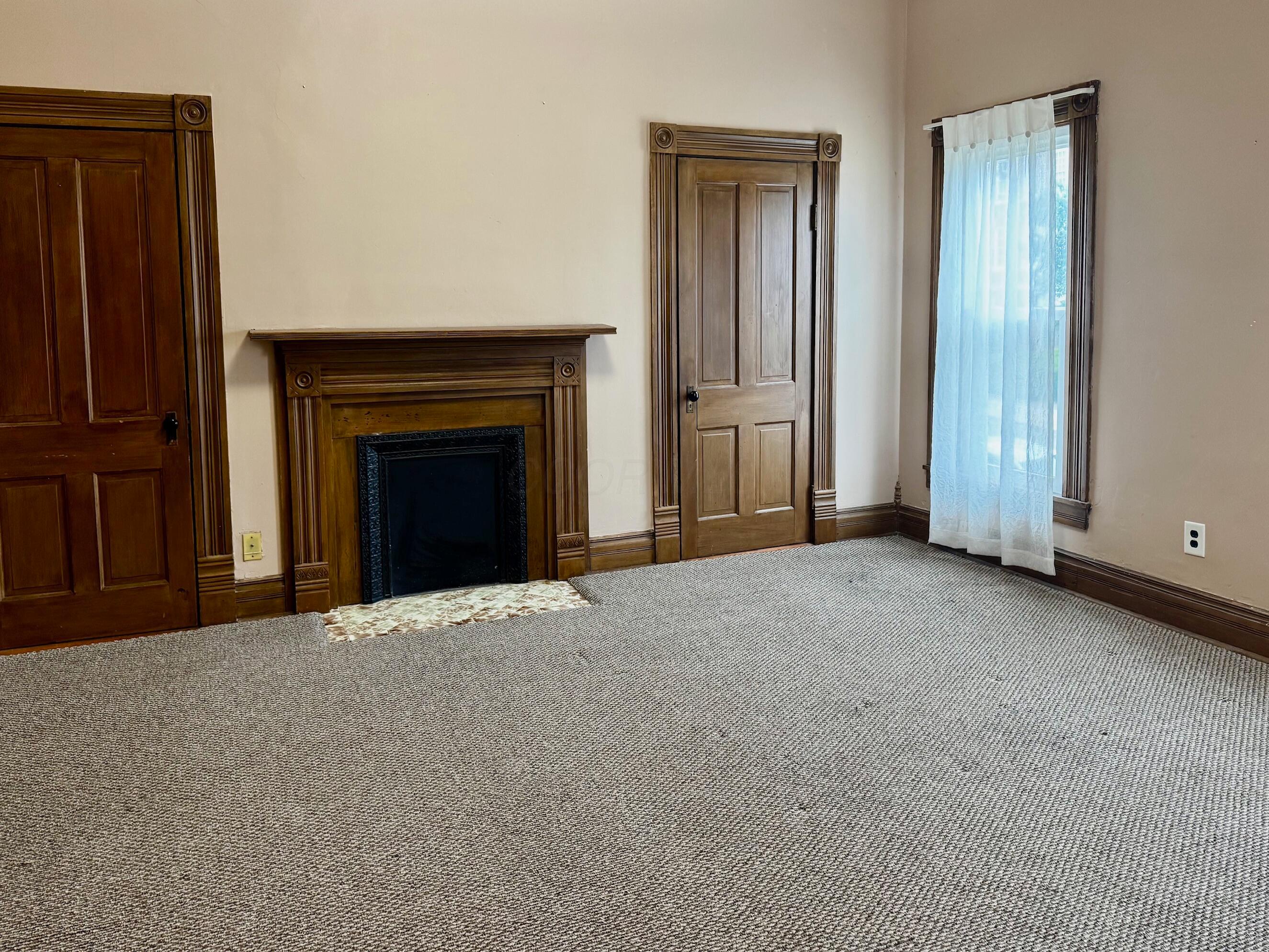 338 E Mulberry Street Property Photo 19