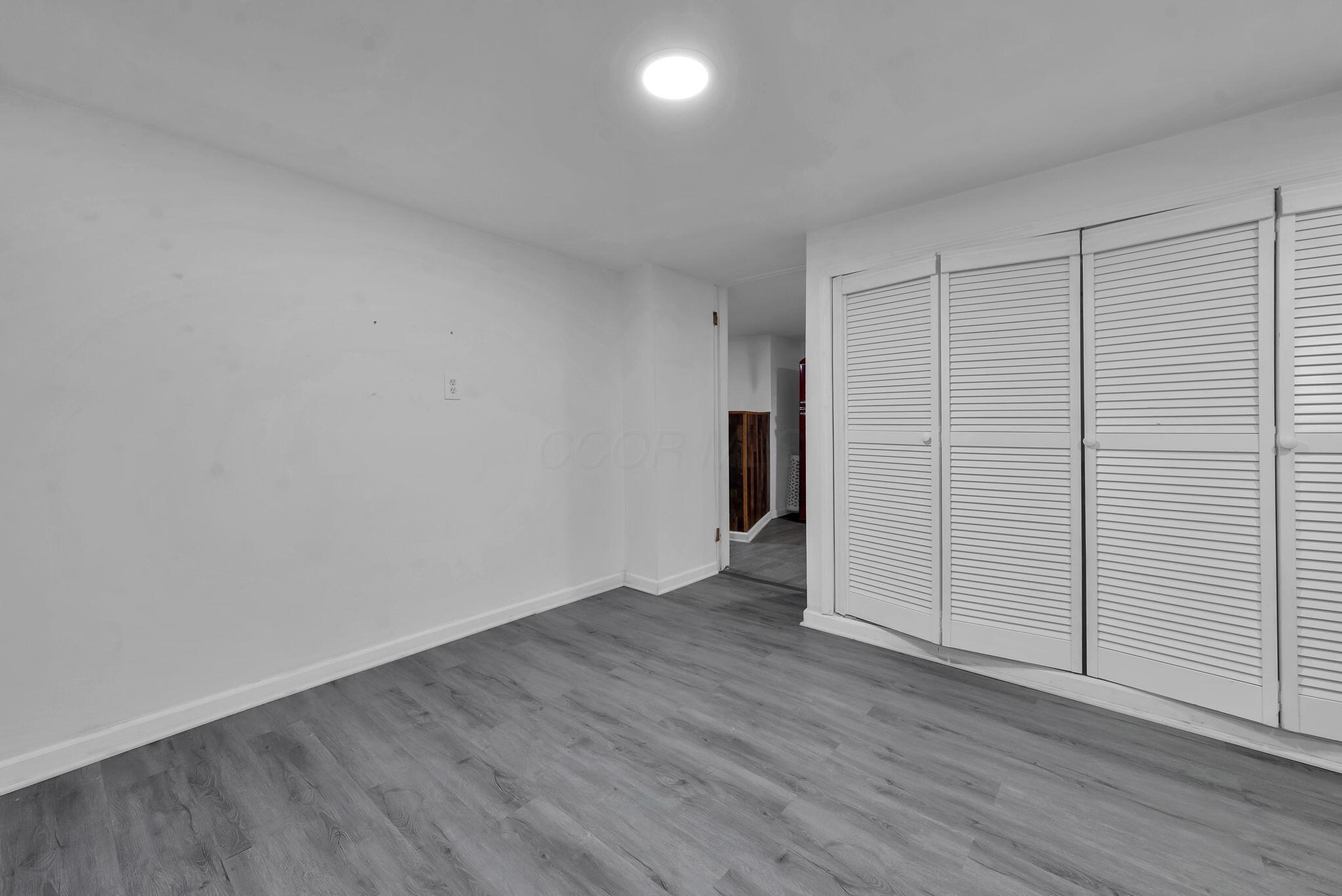 577 S Harris Avenue Property Photo 29