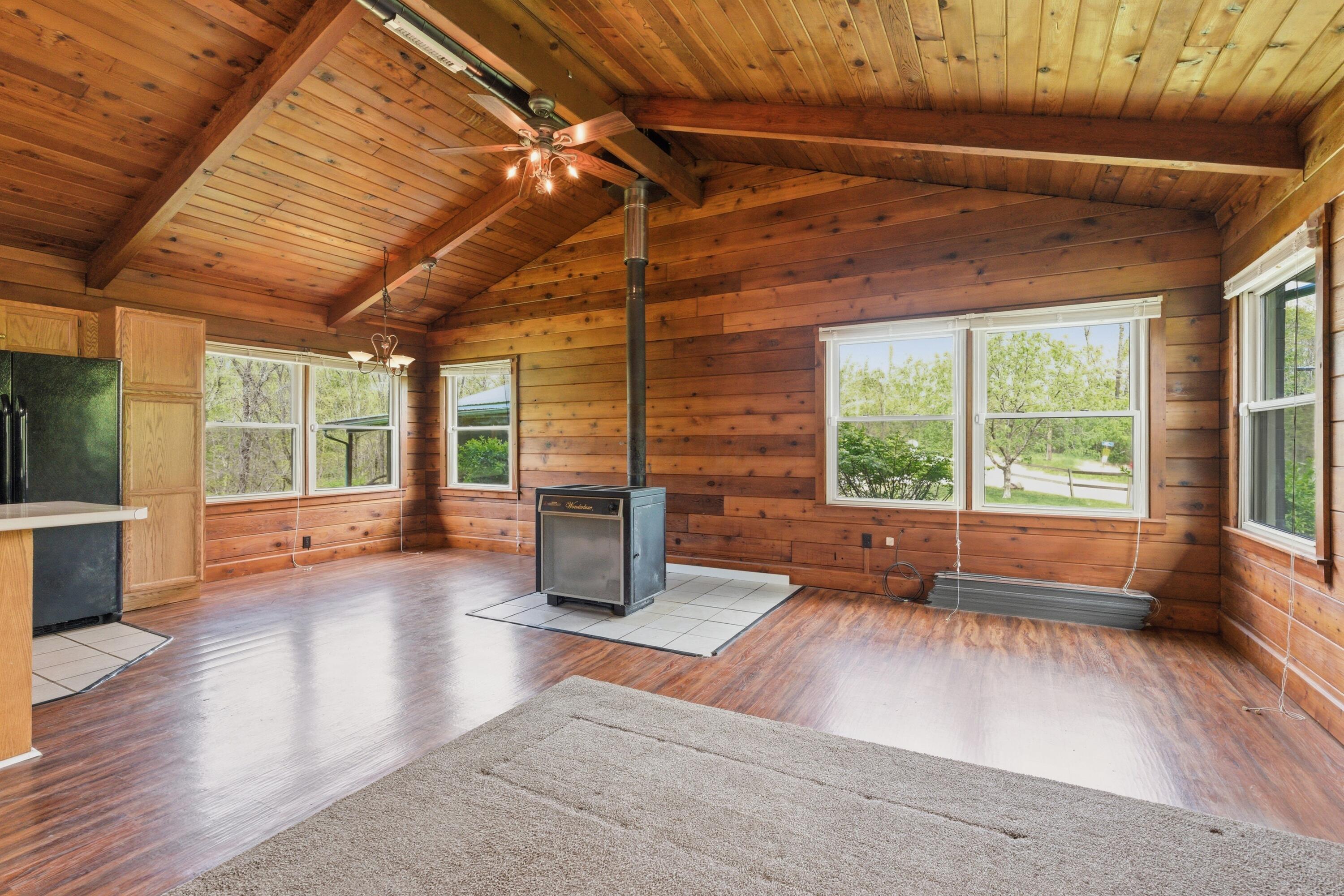 37011 Scout Road Property Photo 6