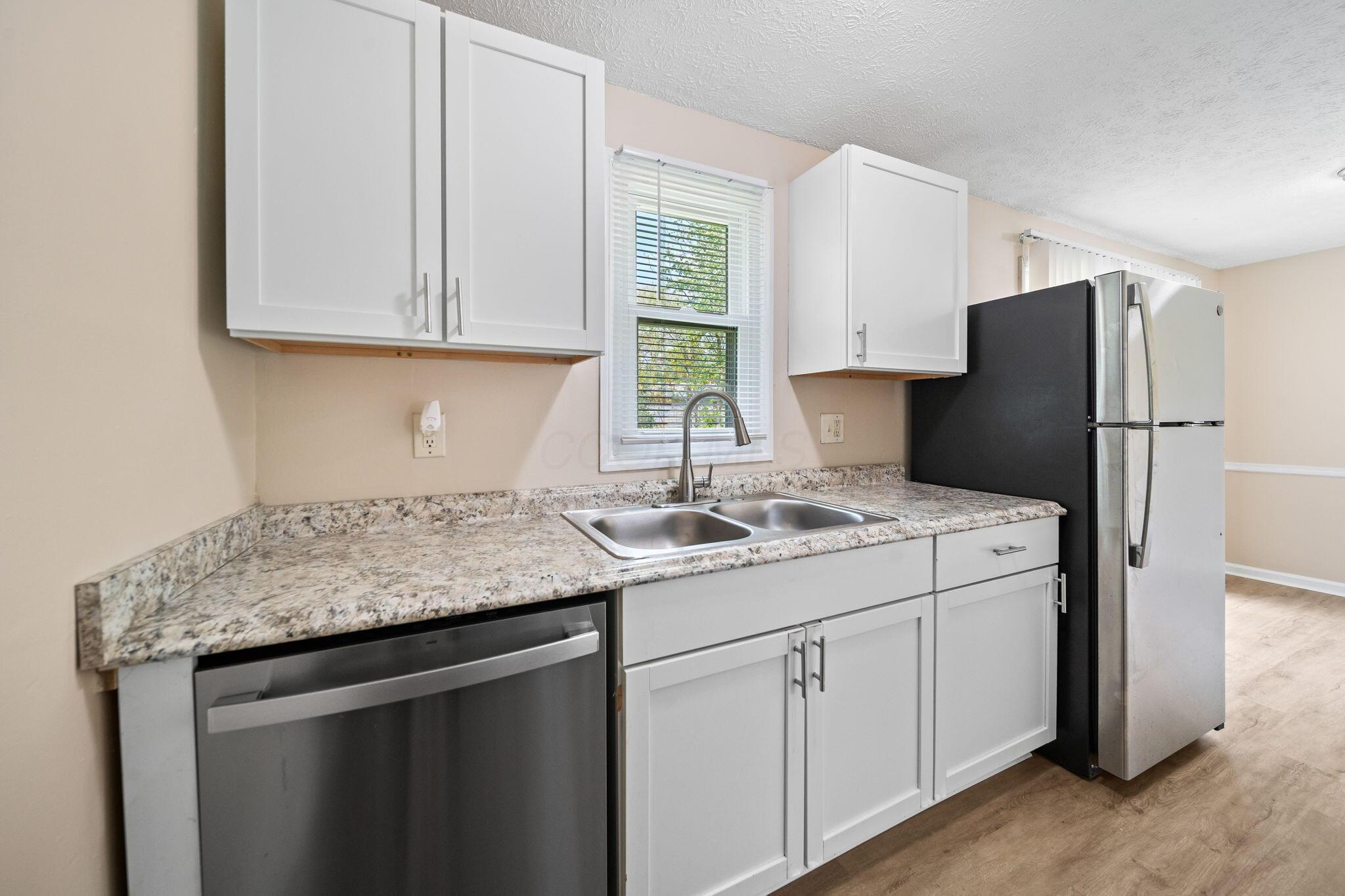 5220 Refugee Road Property Photo 15