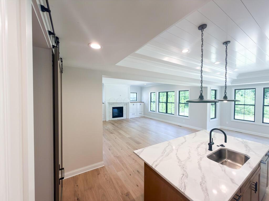 11268 Sweetbay Drive Property Photo 3