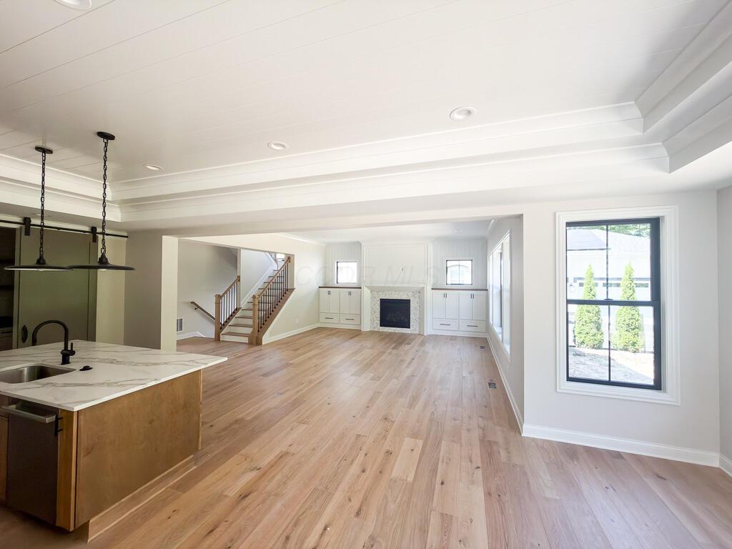 11268 Sweetbay Drive Property Photo 4