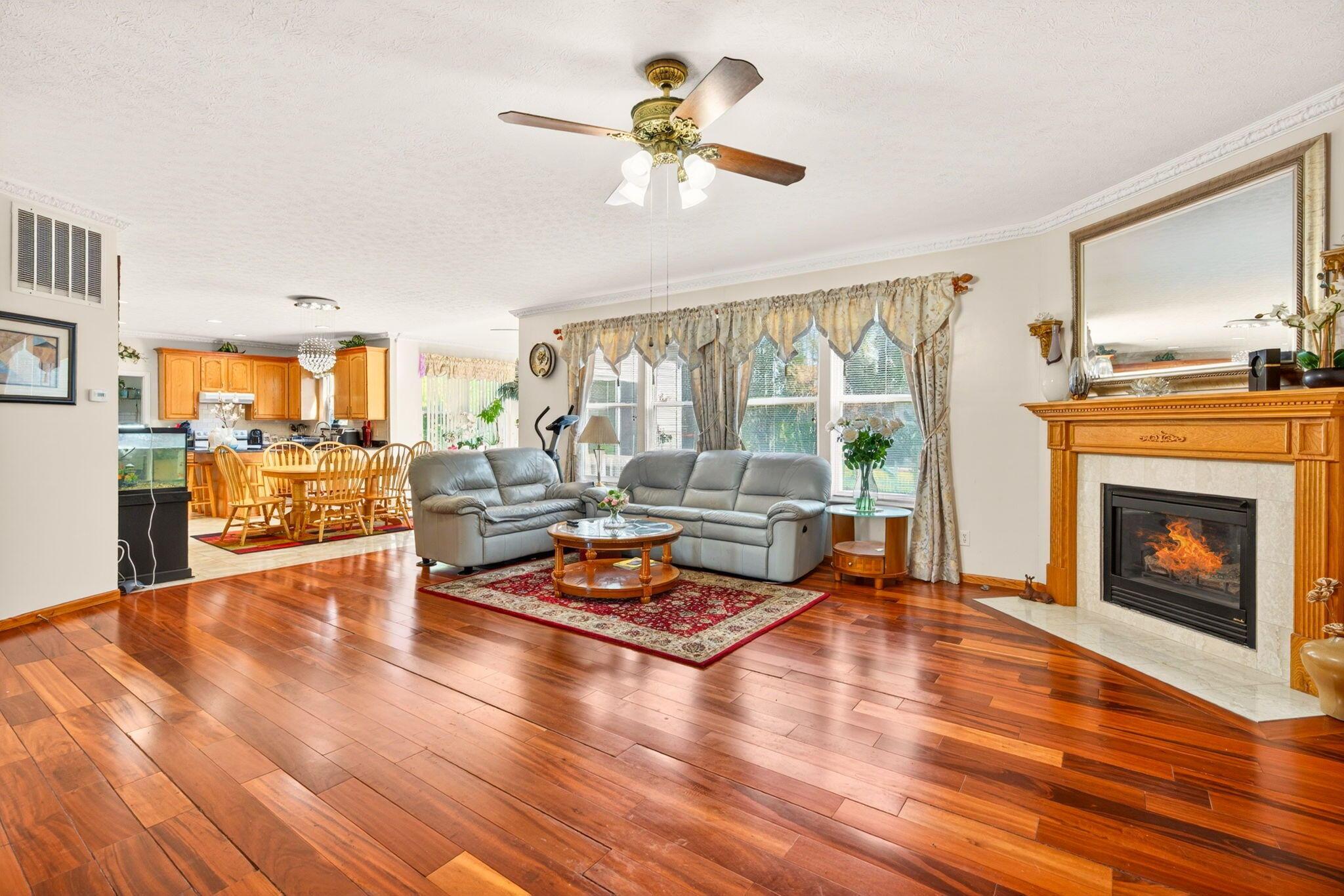 6520 Heritage Park Boulevard Property Photo 10