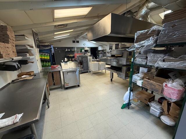 226013685 Property Photo 10
