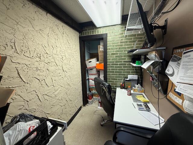 226013685 Property Photo 13