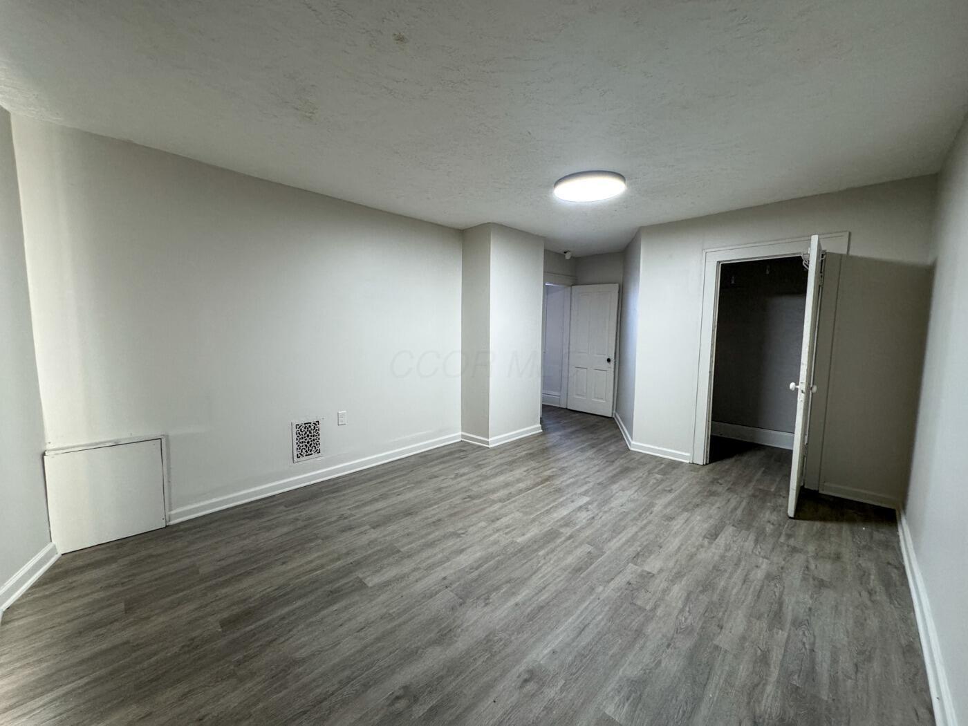 1220-1222 Parsons, 1220 Property Photo 17