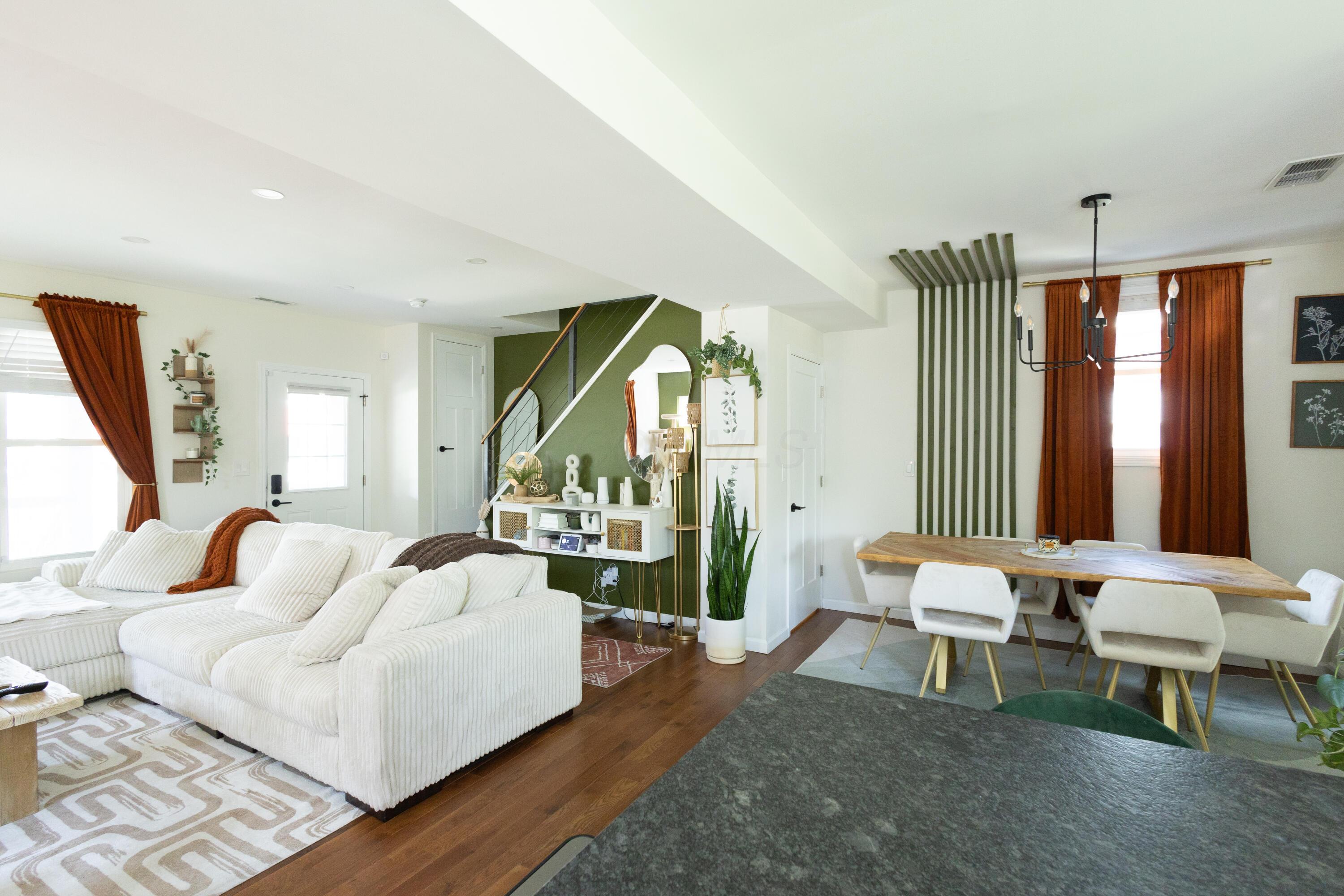 1136 Lockbourne Road Property Photo 4