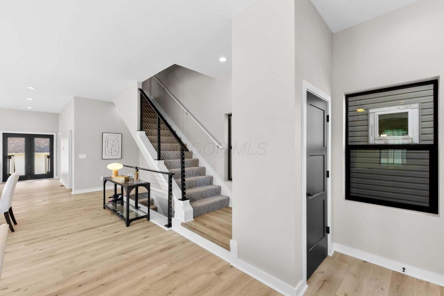 981 Gilbert Street Property Photo 25