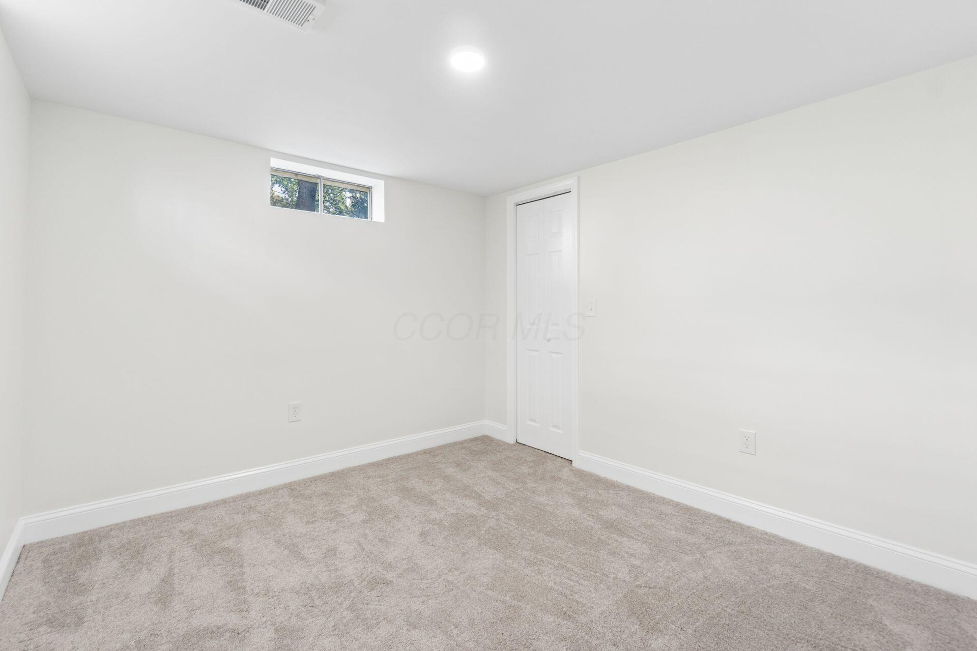 502 Summitview Drive Property Photo 33