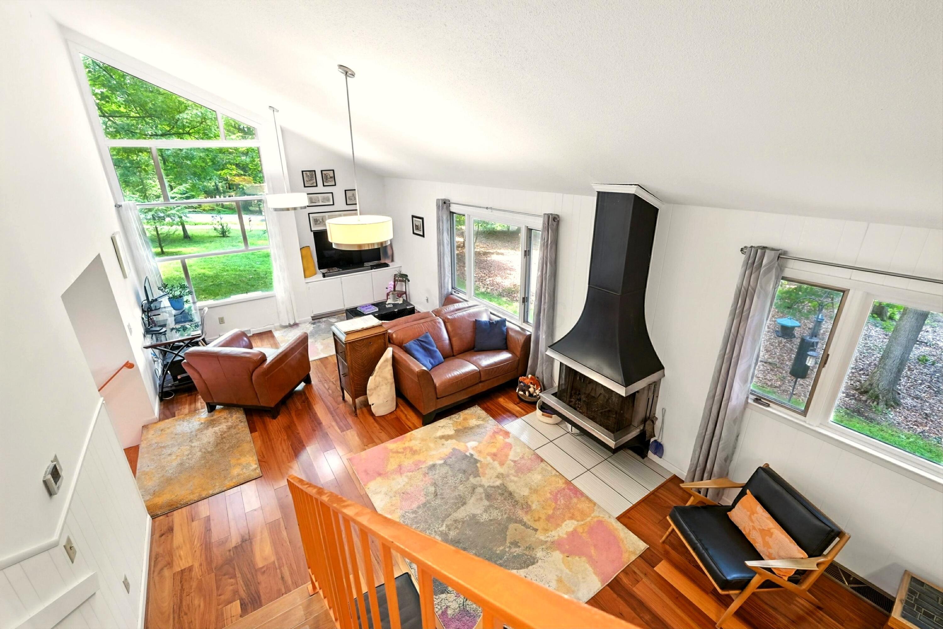 302 E Woodside Drive Property Photo 13
