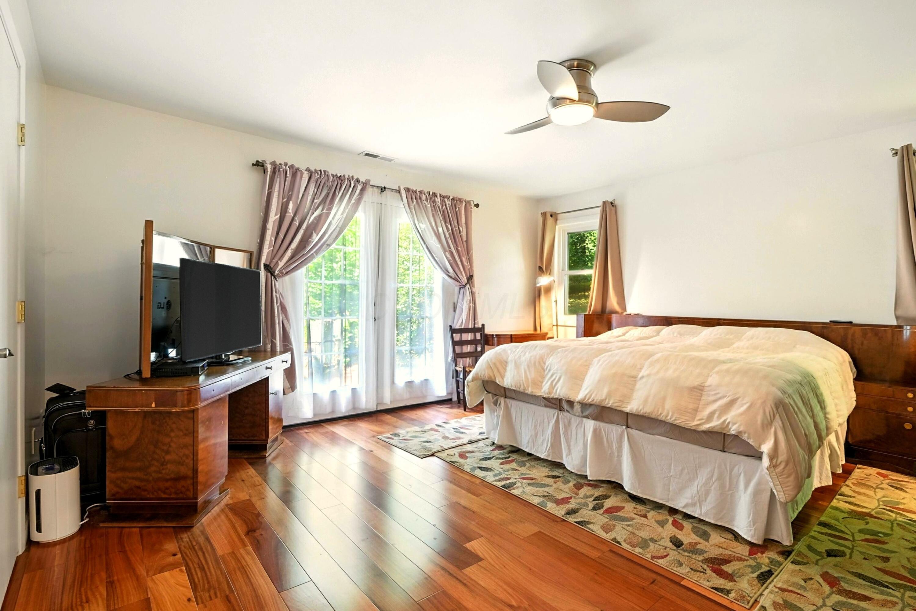 302 E Woodside Drive Property Photo 24