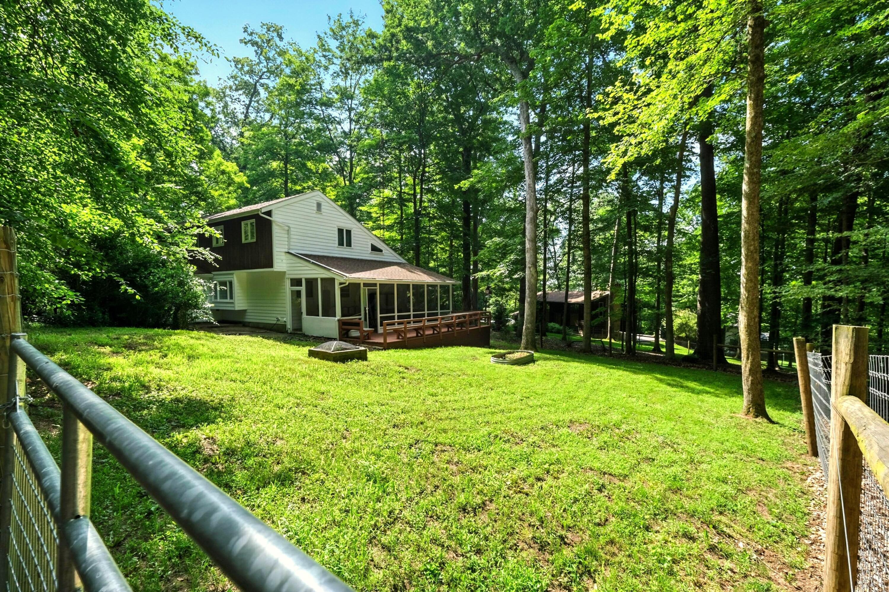 302 E Woodside Drive Property Photo 51