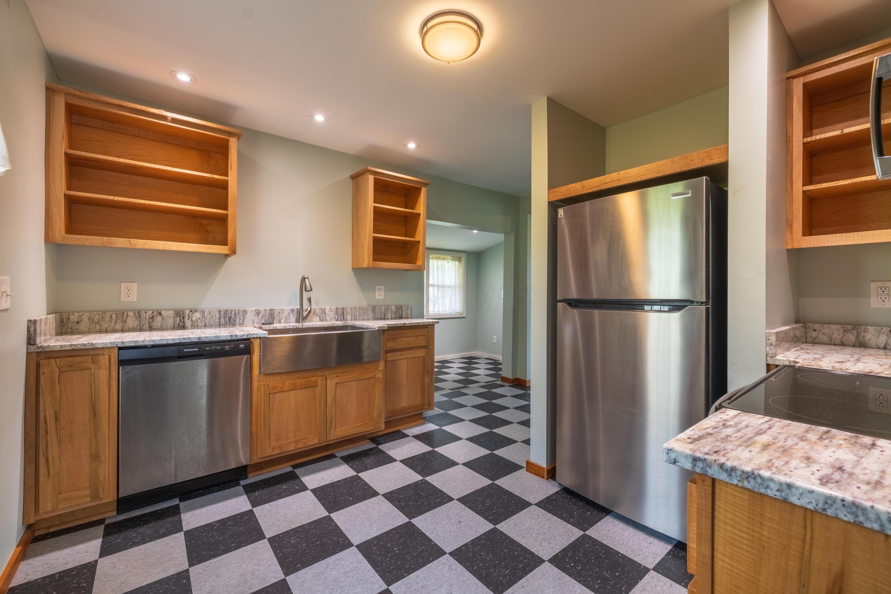 85 Converse Street Property Photo 16