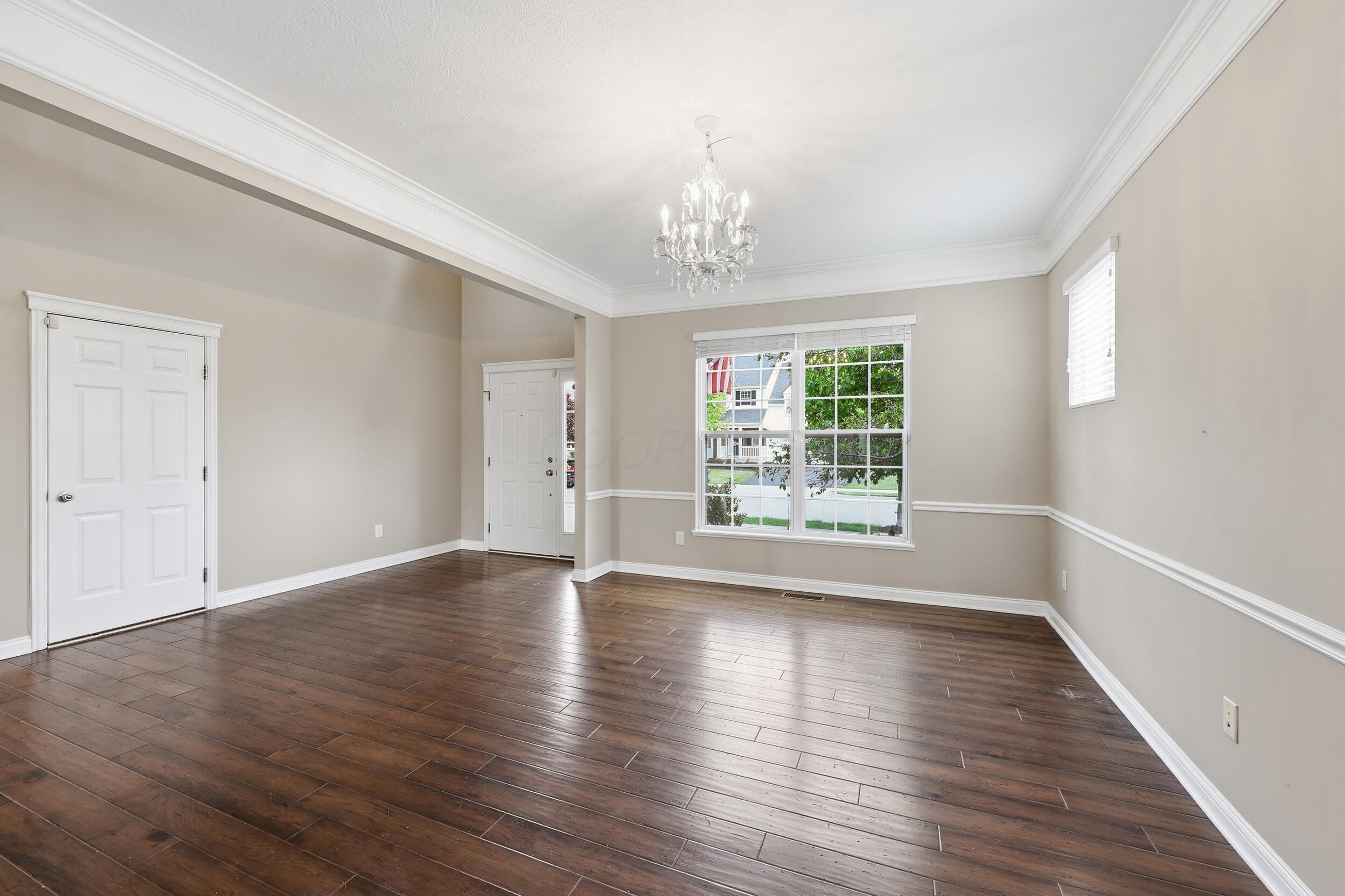 6376 Scioto Chase Boulevard Property Photo 7