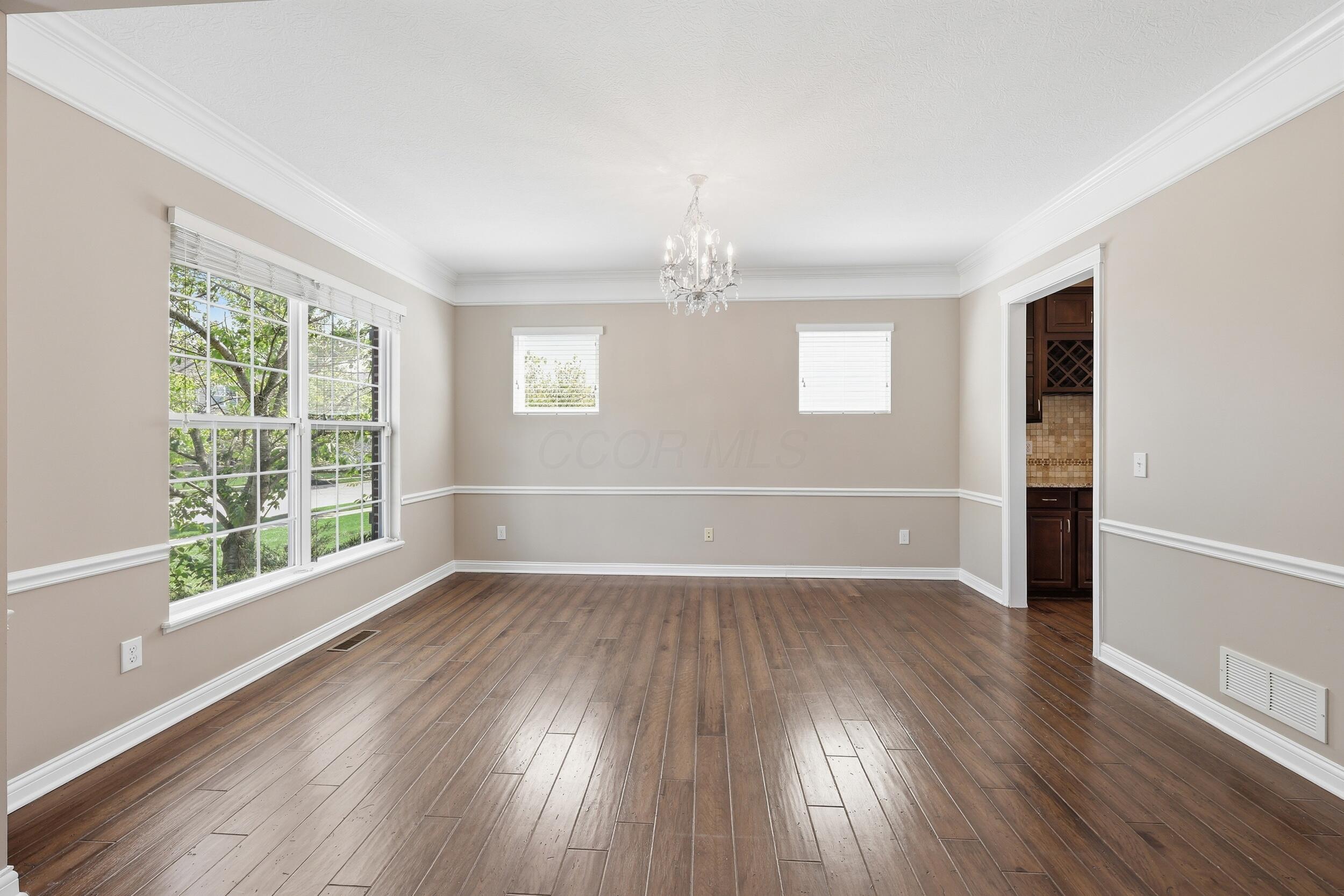 6376 Scioto Chase Boulevard Property Photo 8