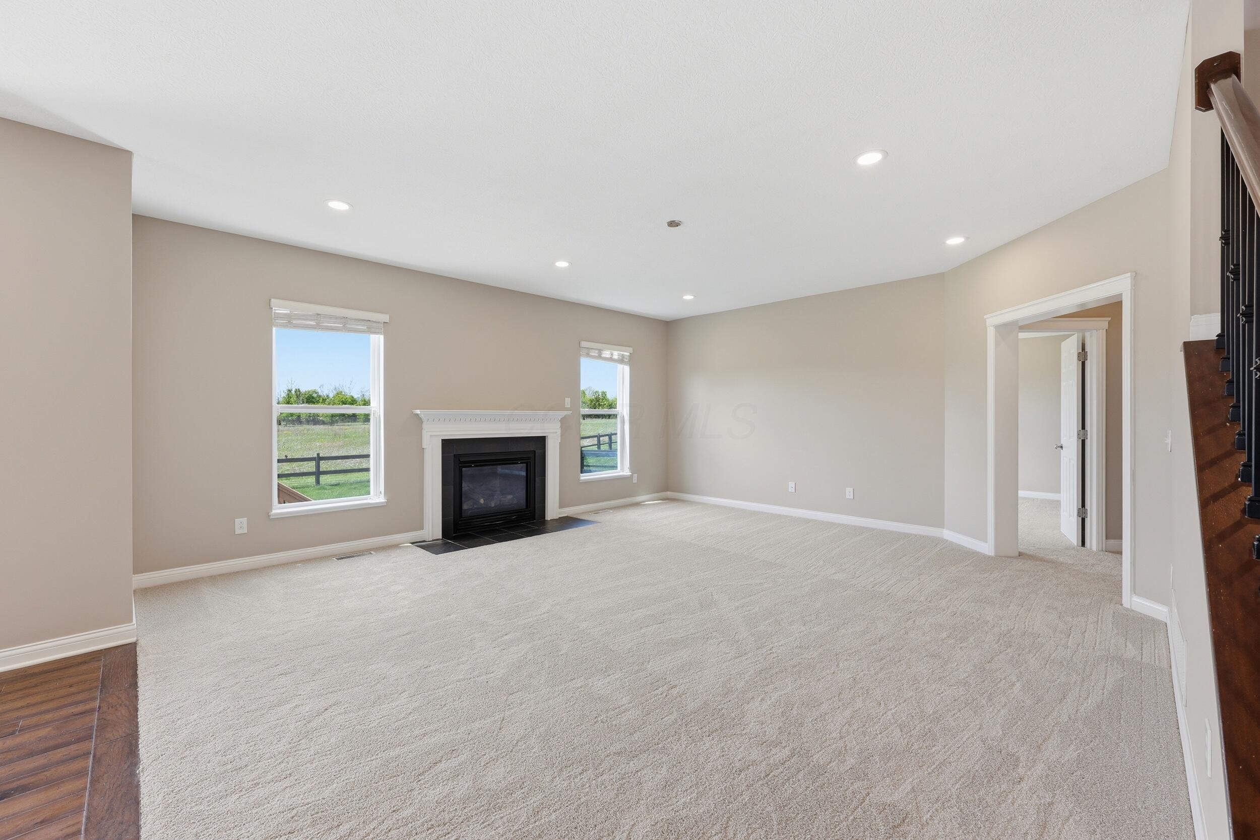 6376 Scioto Chase Boulevard Property Photo 10