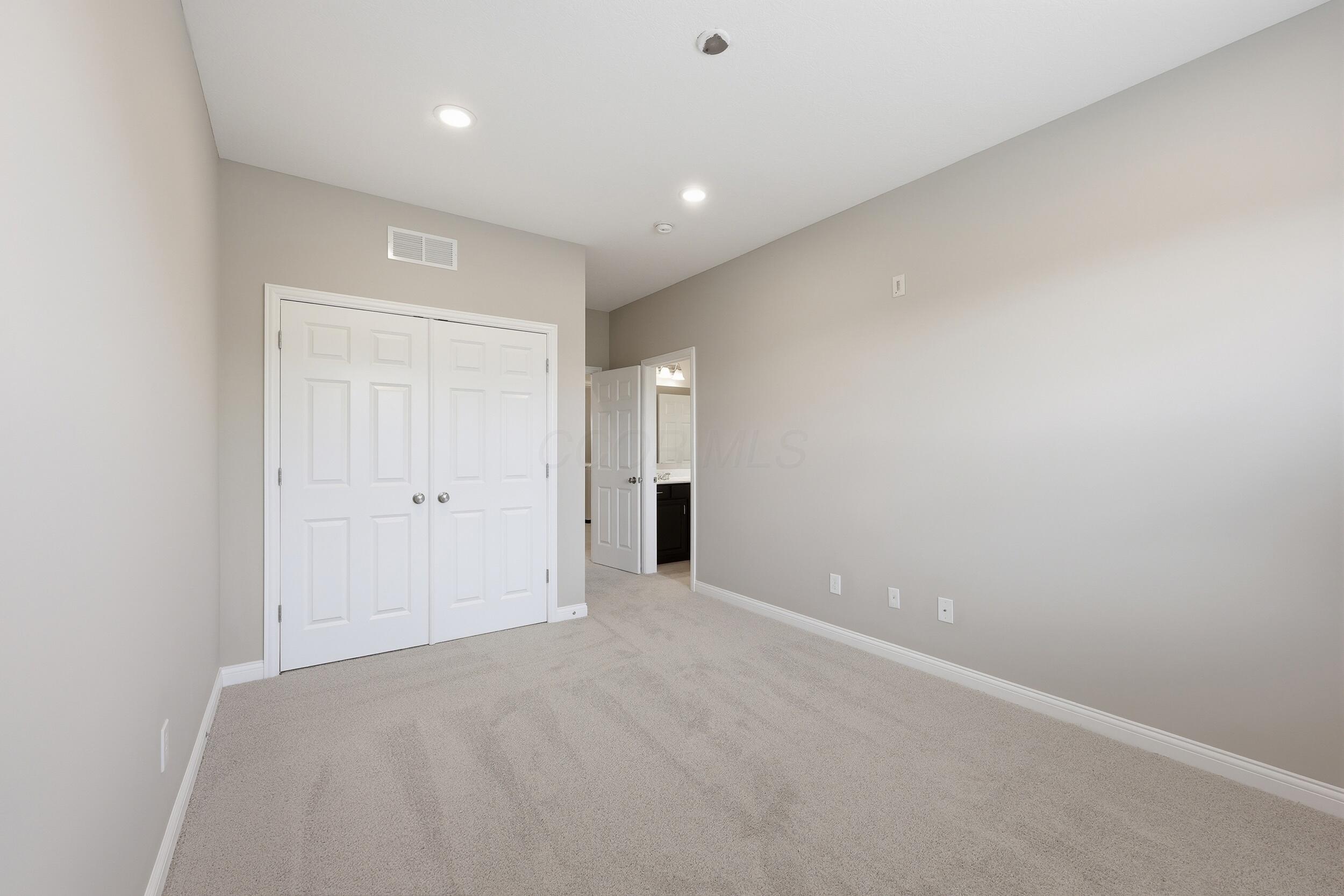 6376 Scioto Chase Boulevard Property Photo 20